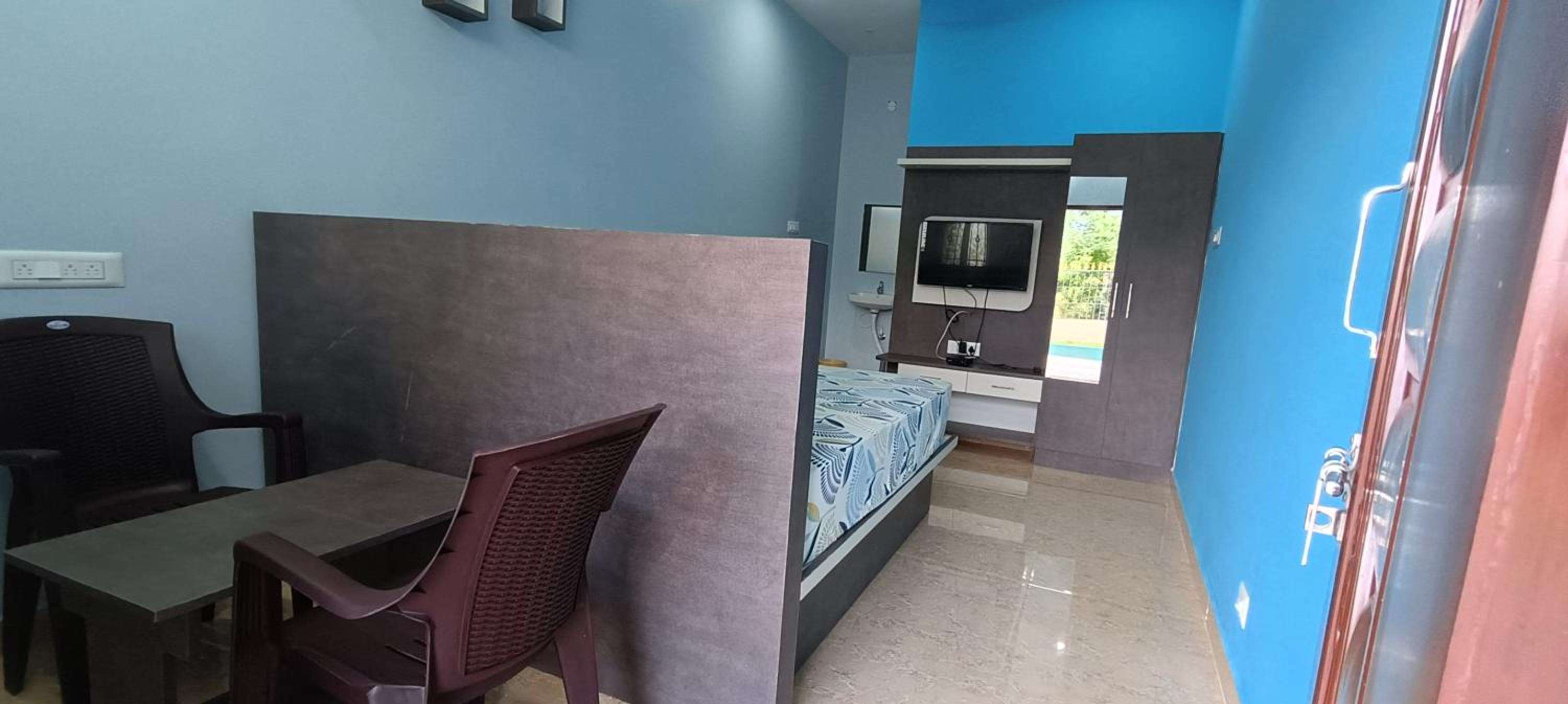 Deluxe Family Room