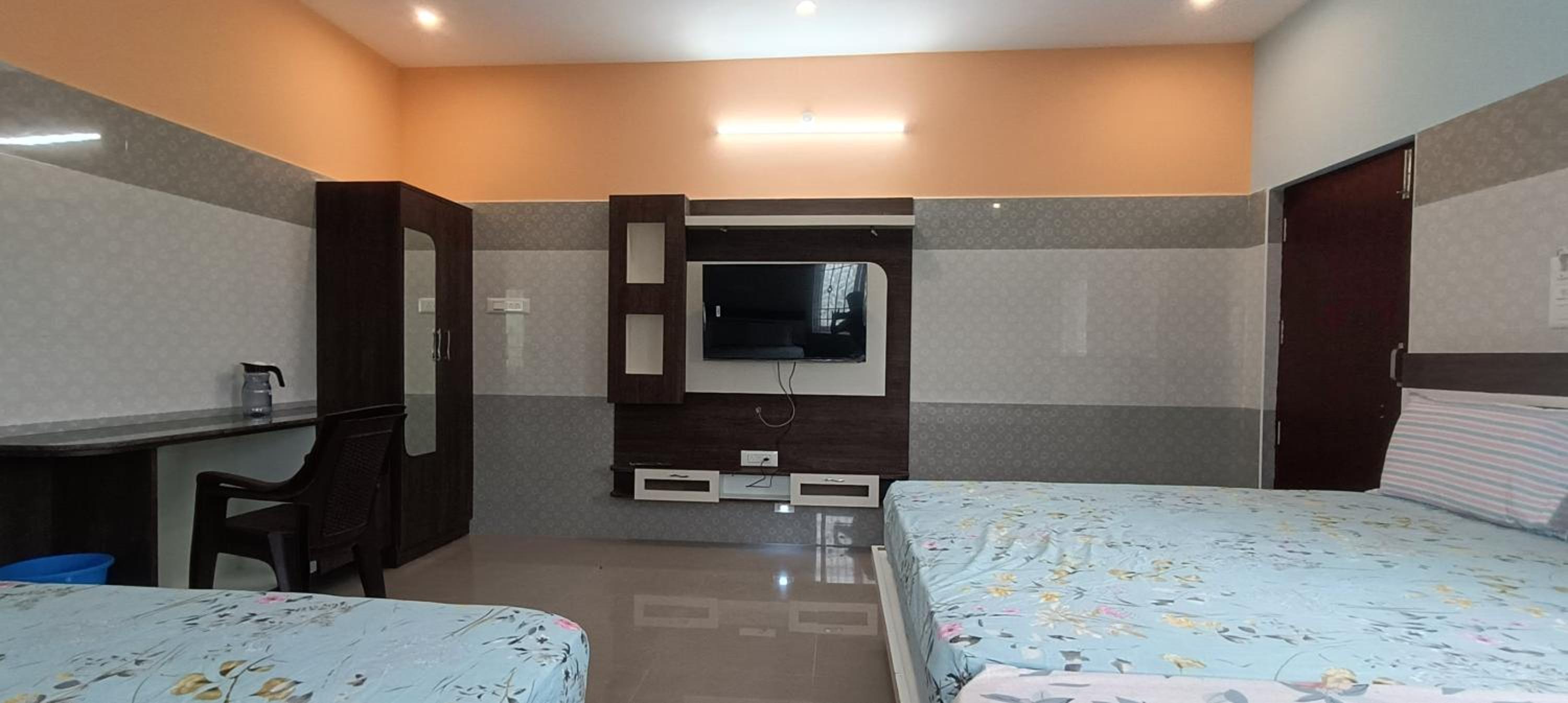 4-Bed Mixed Dormitory Room
