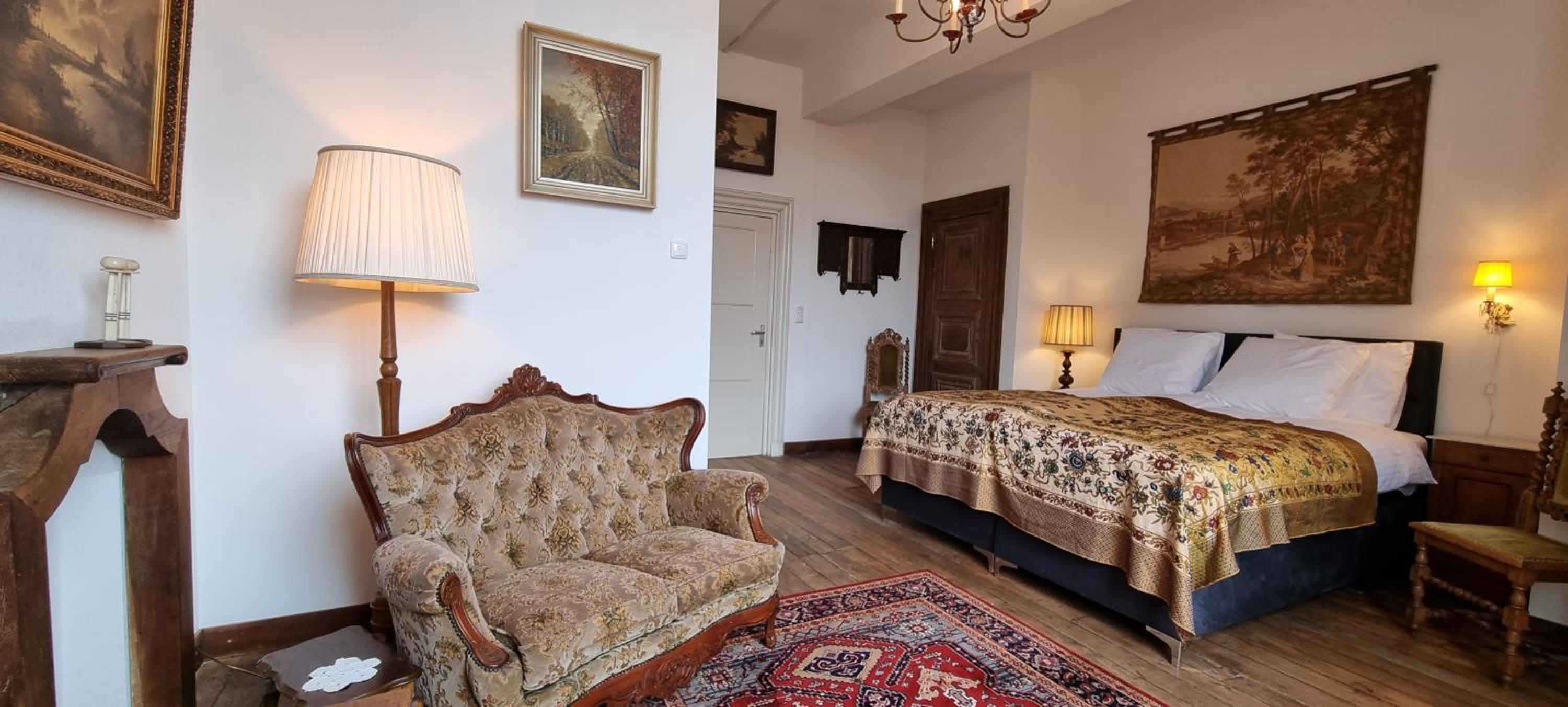 Superior King Room