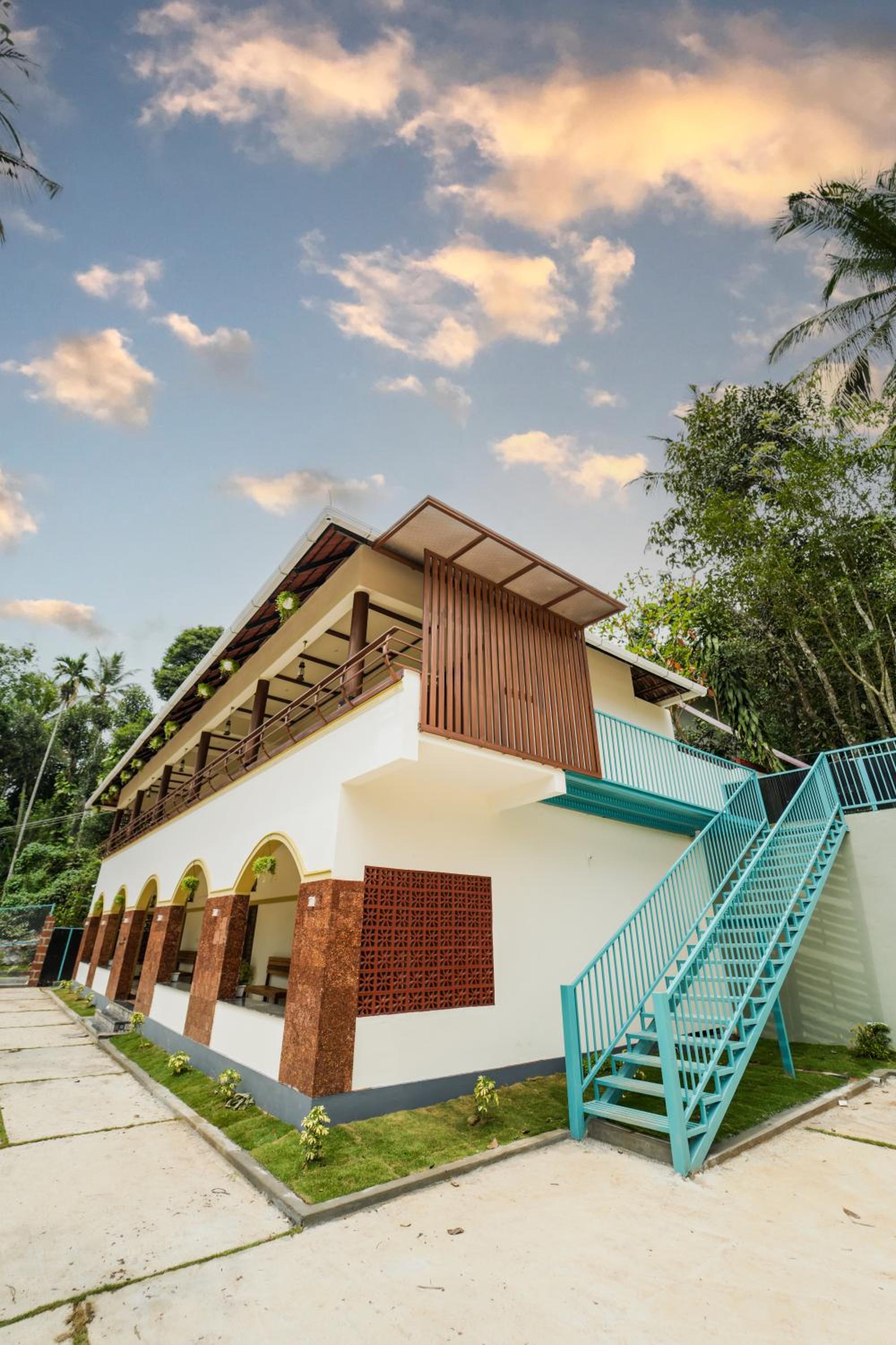 Three-Bedroom Villa photo 2