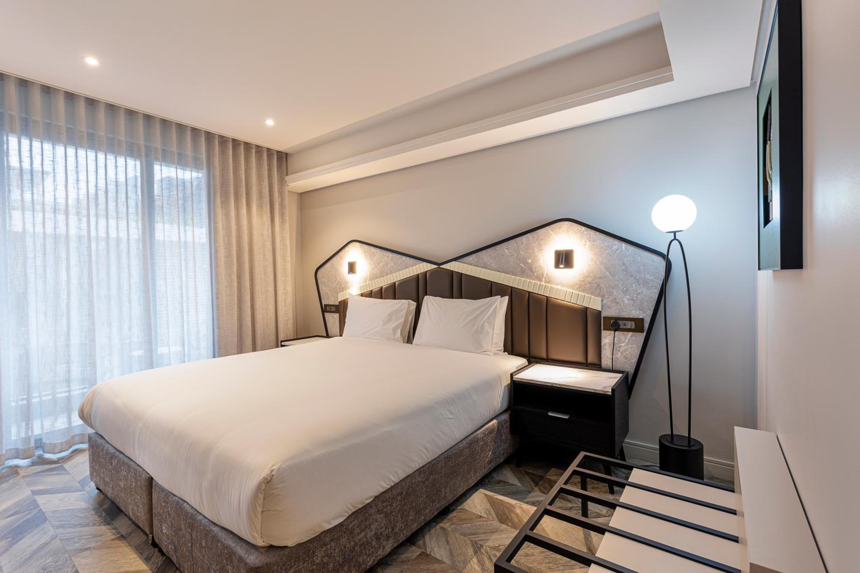 Deluxe Twin Room - Photo 5