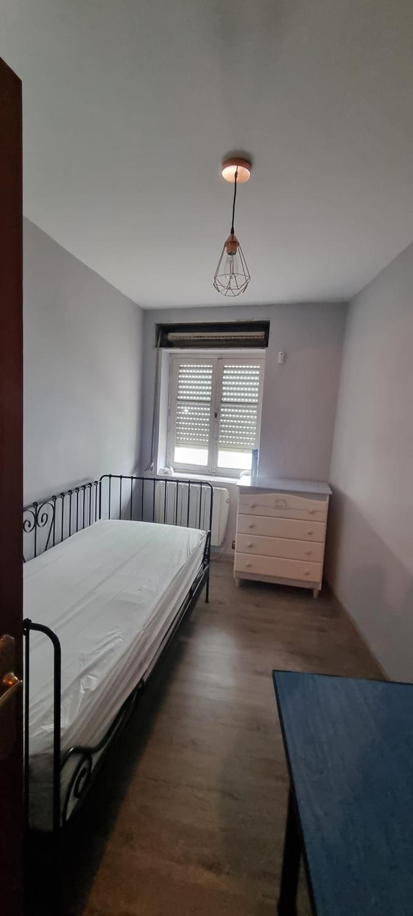 Casa de cuatro habitaciones