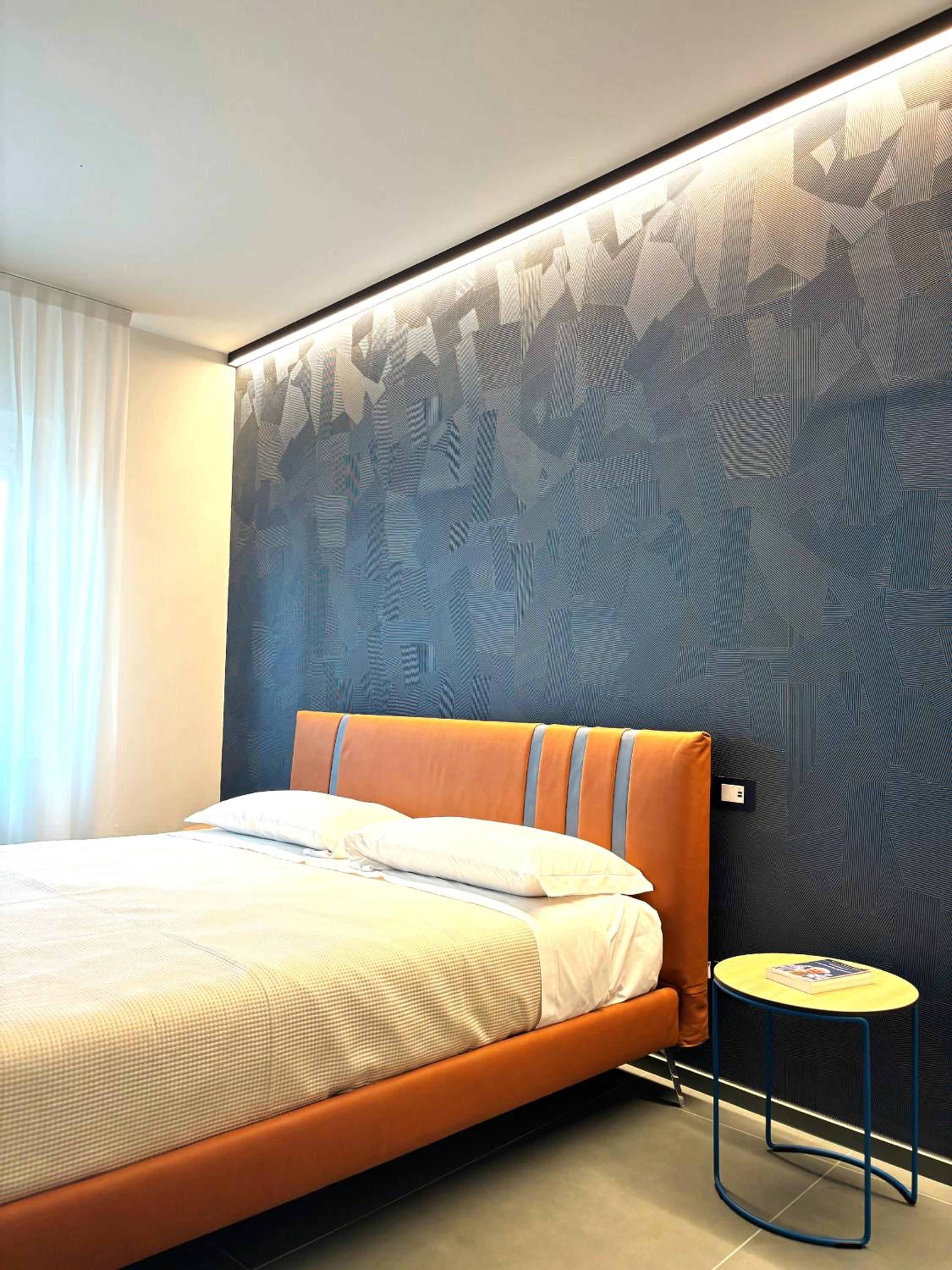 Queen Room with Spa Bath