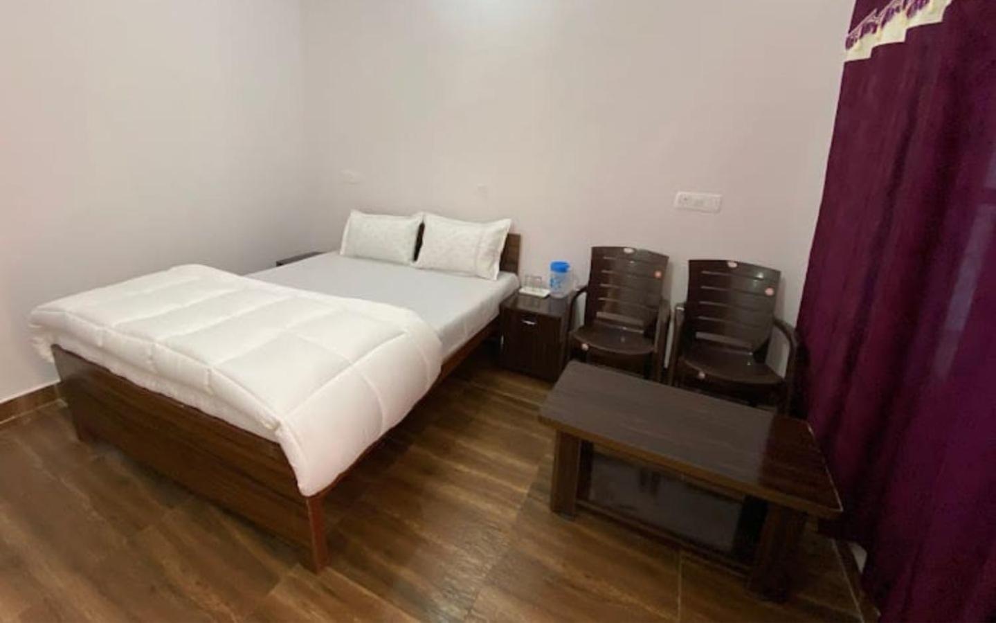 Double Room - Photo 1