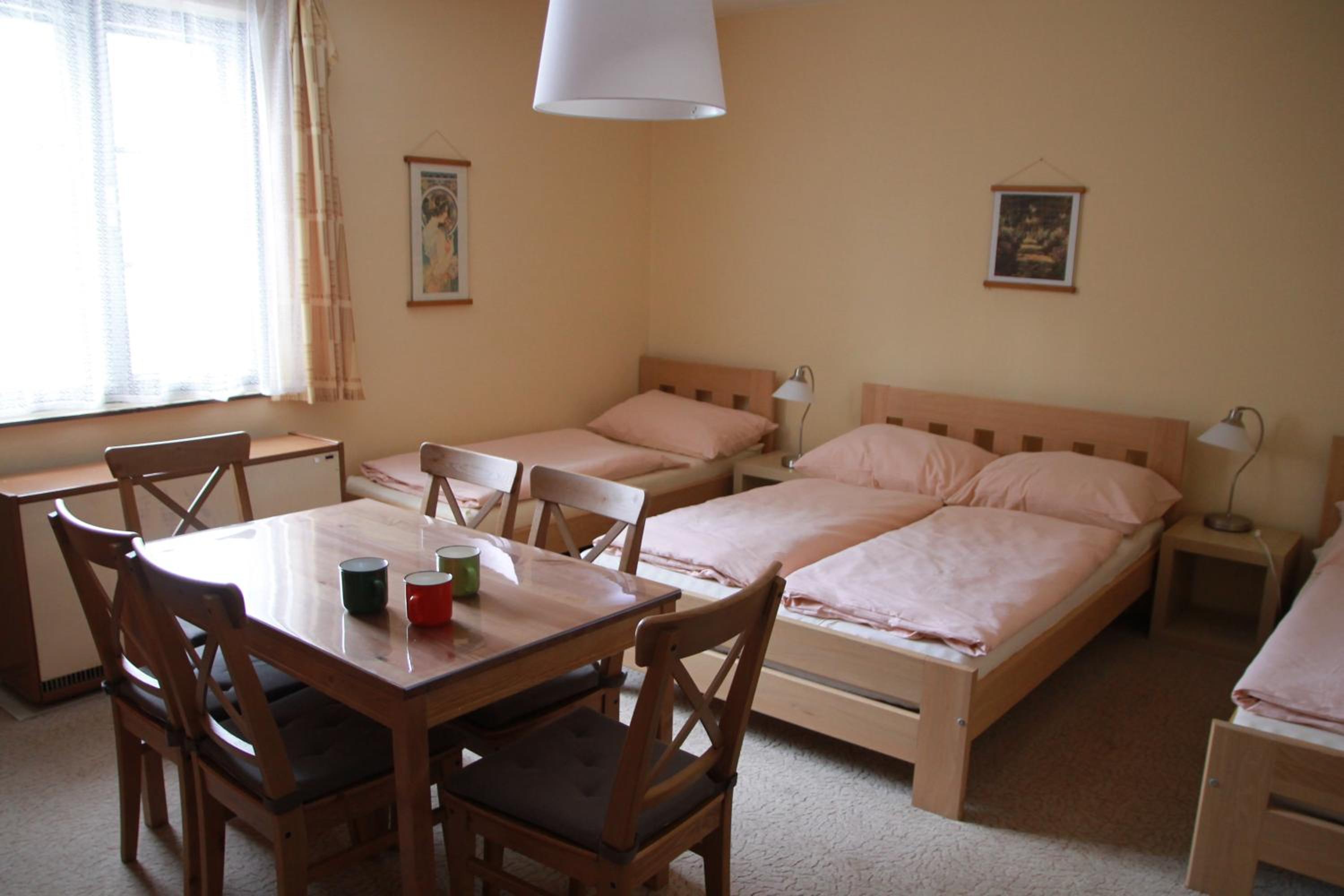 One-Bedroom Apartment With Garden photo 1