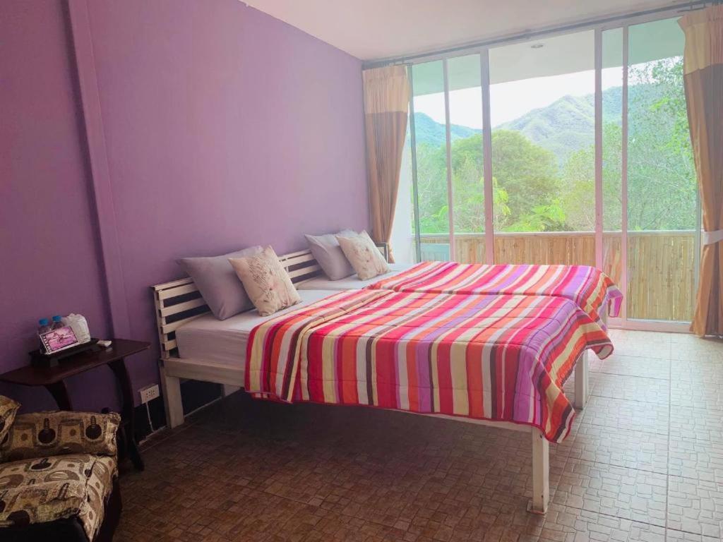Twin Room with Mountain View