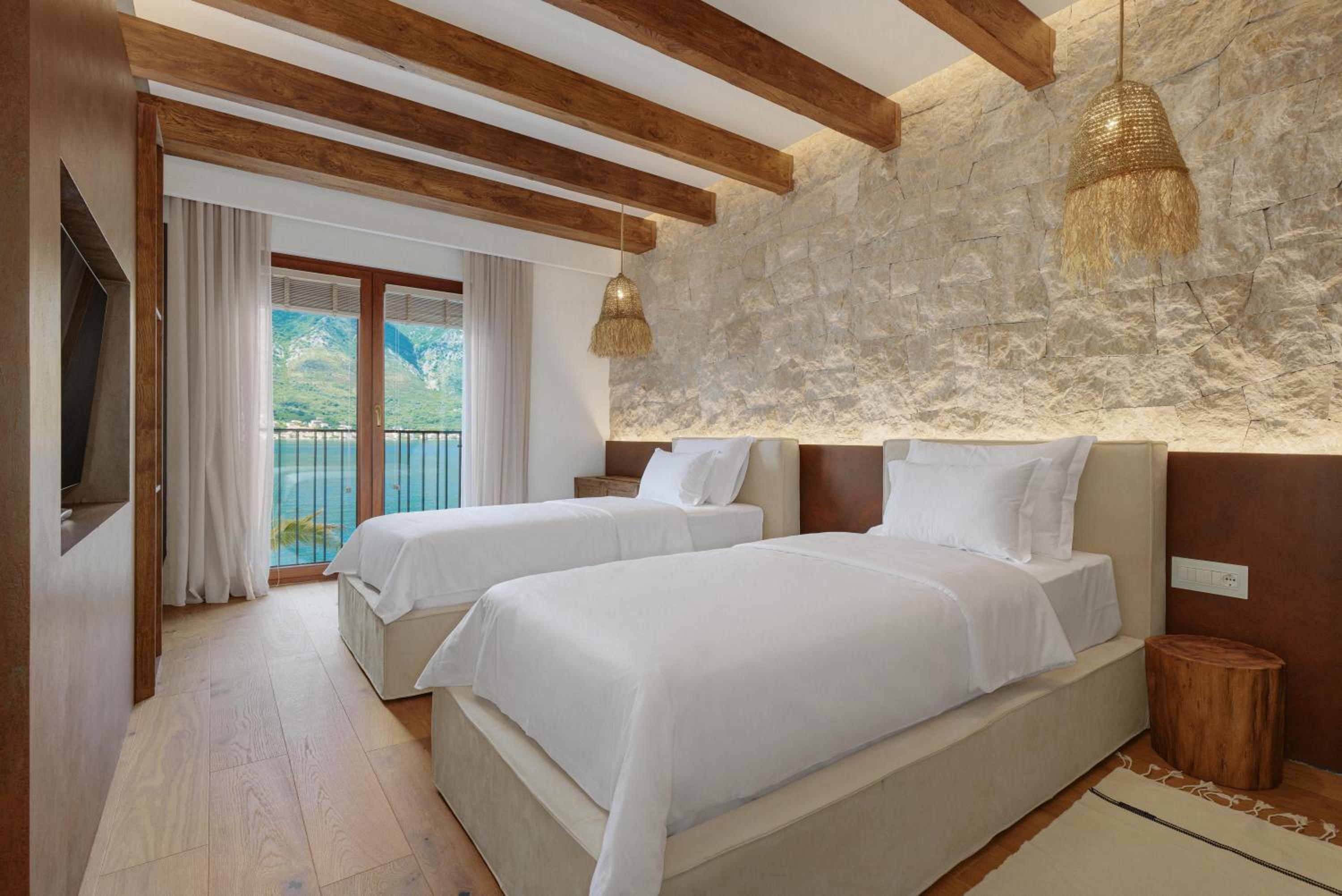 Villa - Beach Front photo 2