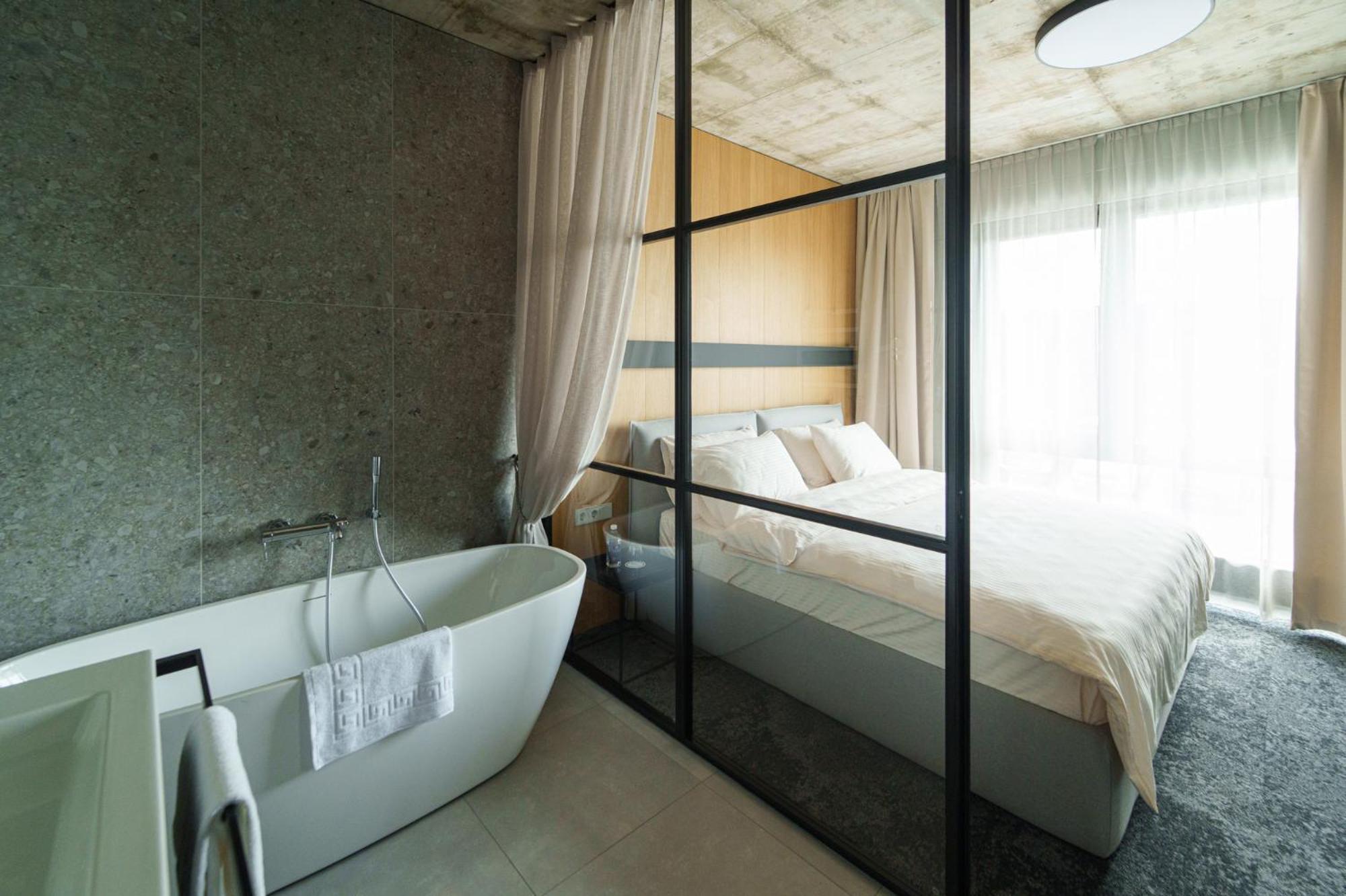 Superior Suite - Photo 1
