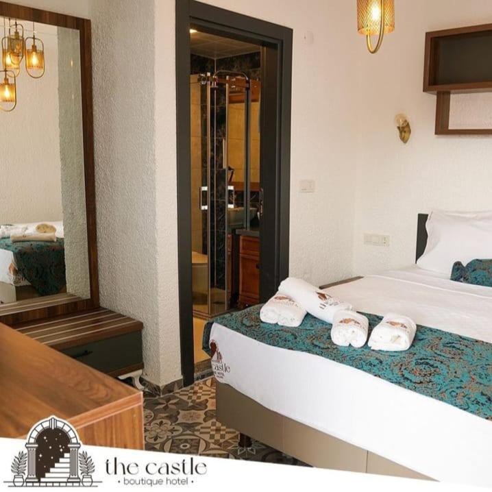 Double Room With Private Bathroom photo 2