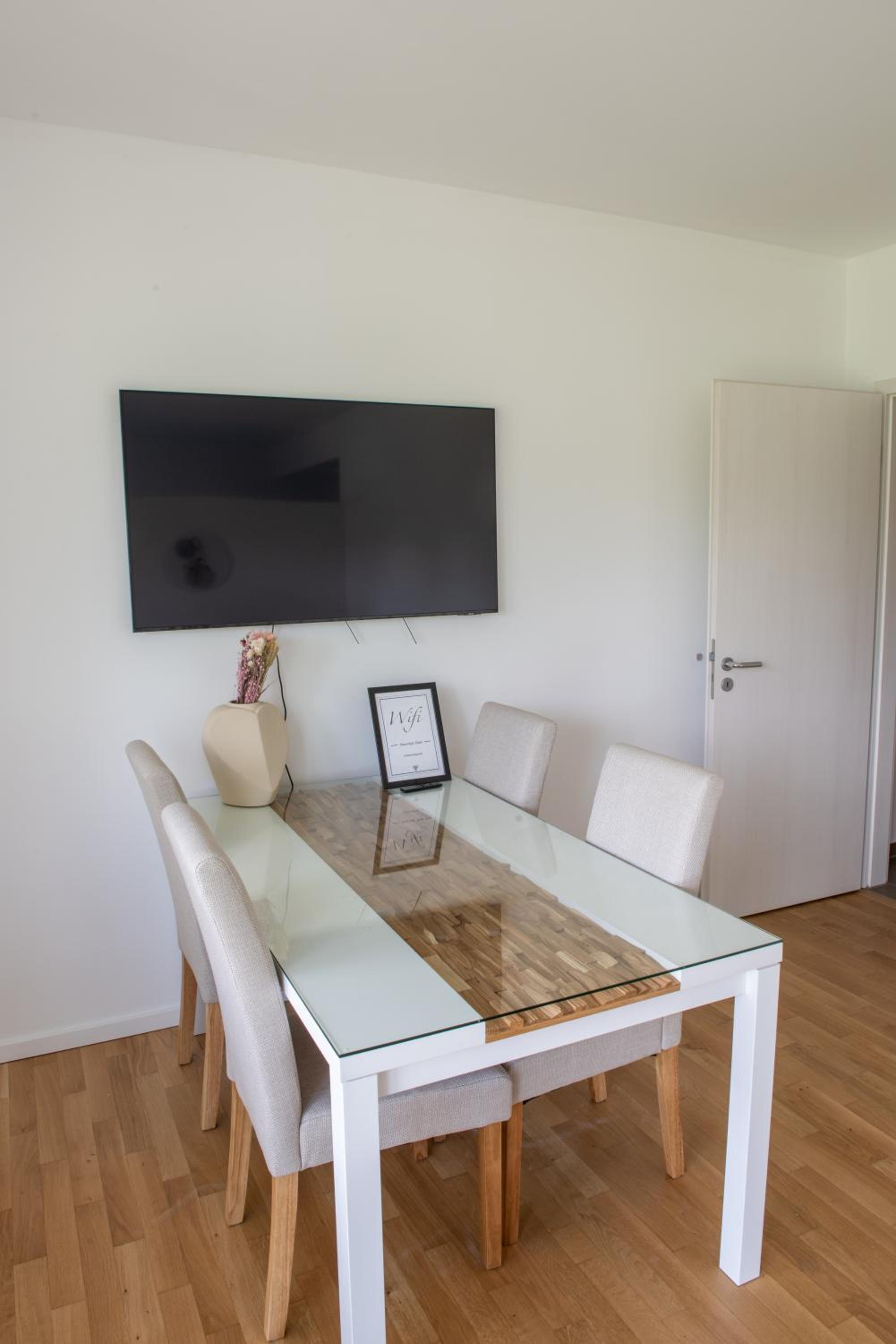 Two-Bedroom Apartment photo 2