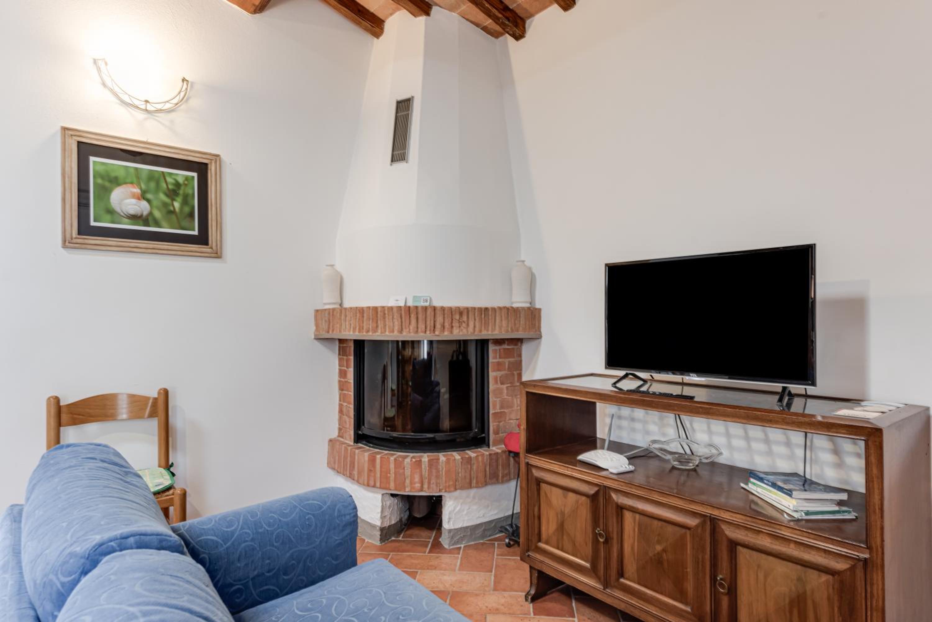 Two-Bedroom Deluxe Apartment with Garden View