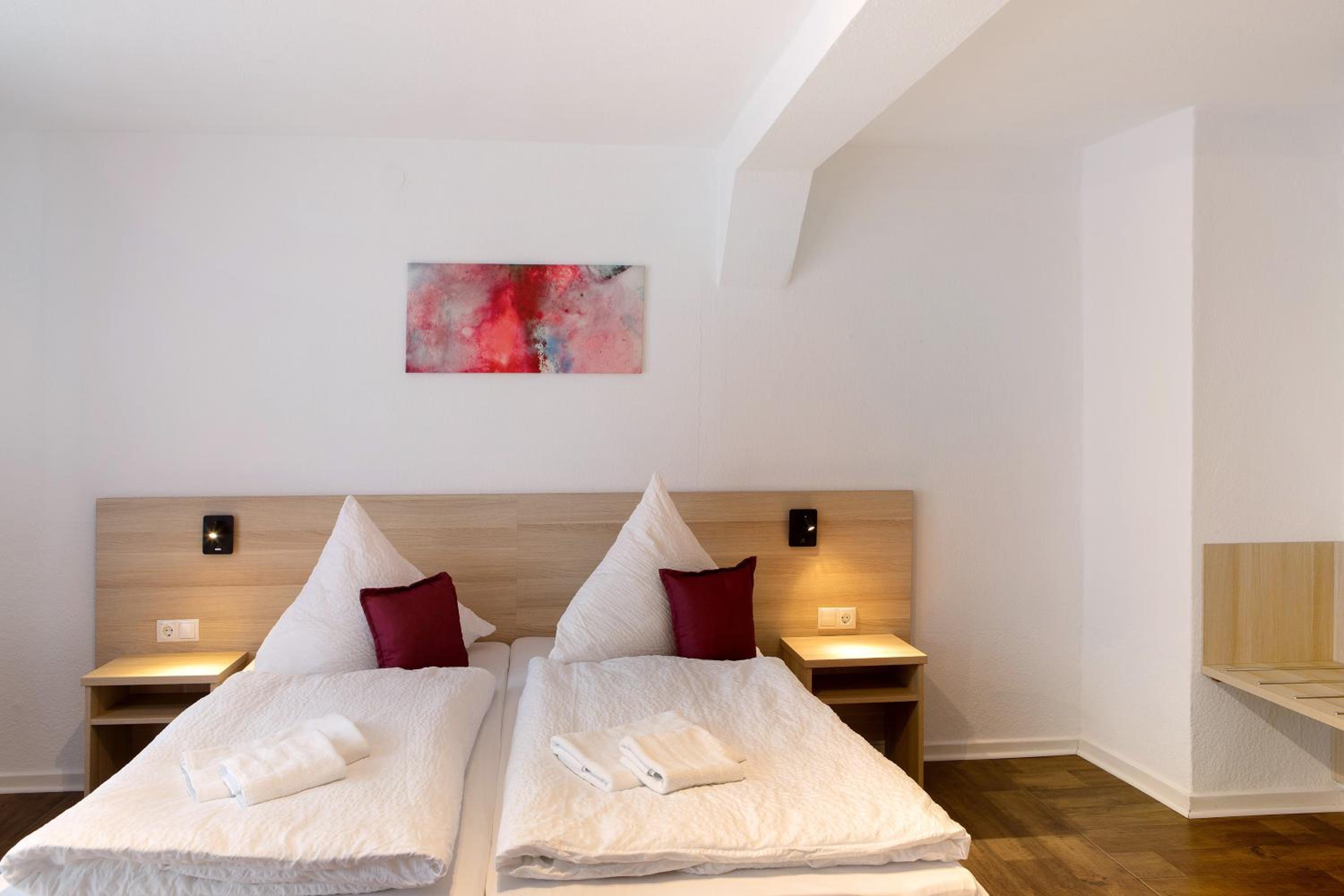 Three-Bedroom Premium Apartment with Balcony photo 2