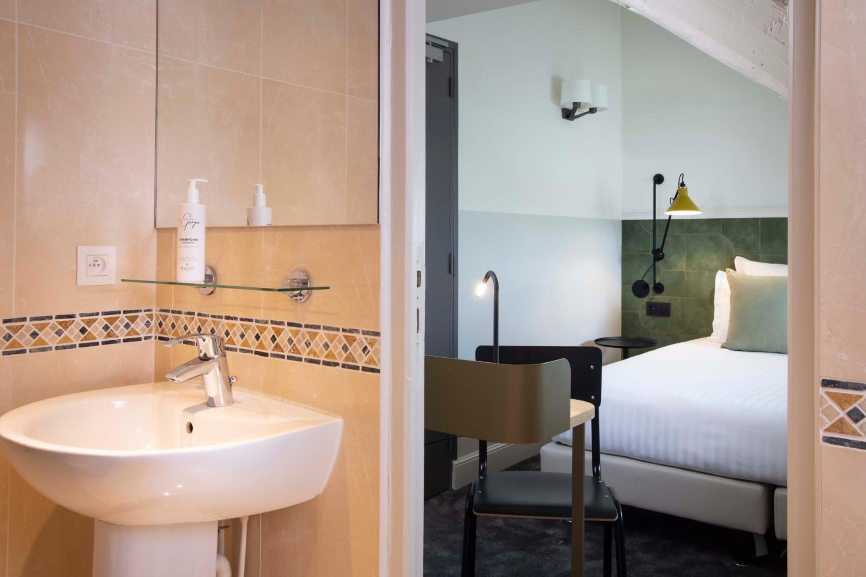 Signature Room