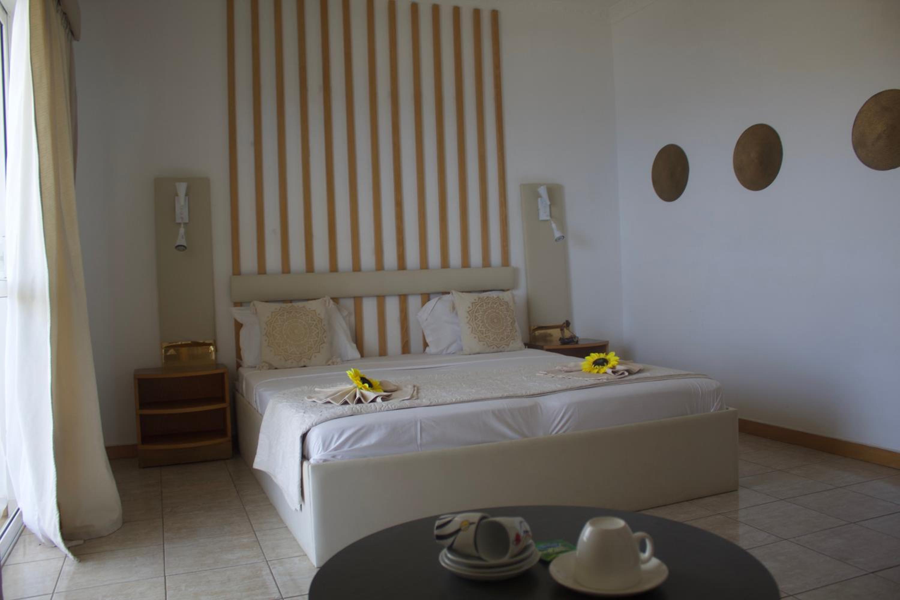 Deluxe Double Room with Sea View photo 2