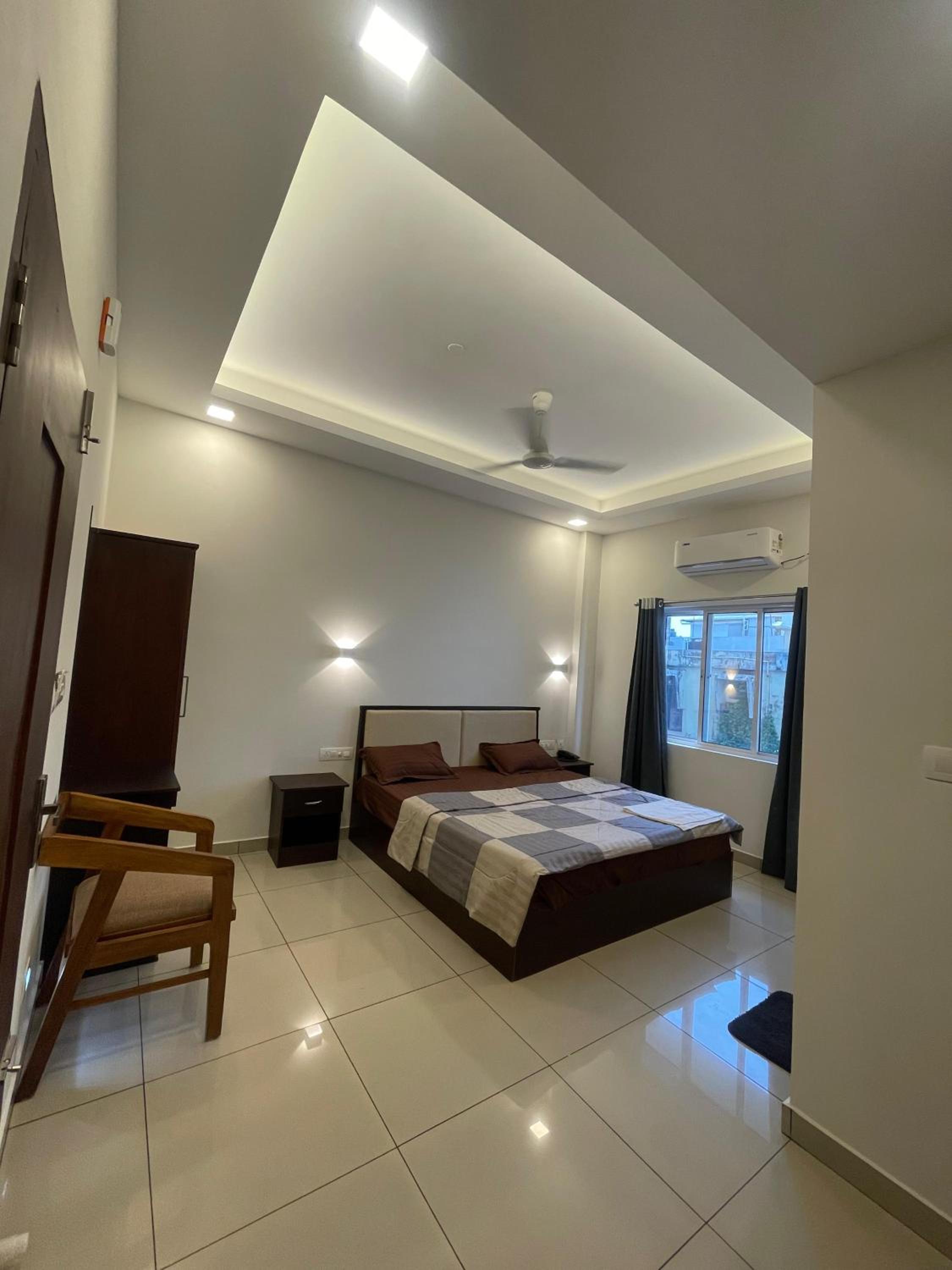 Single Room photo 2