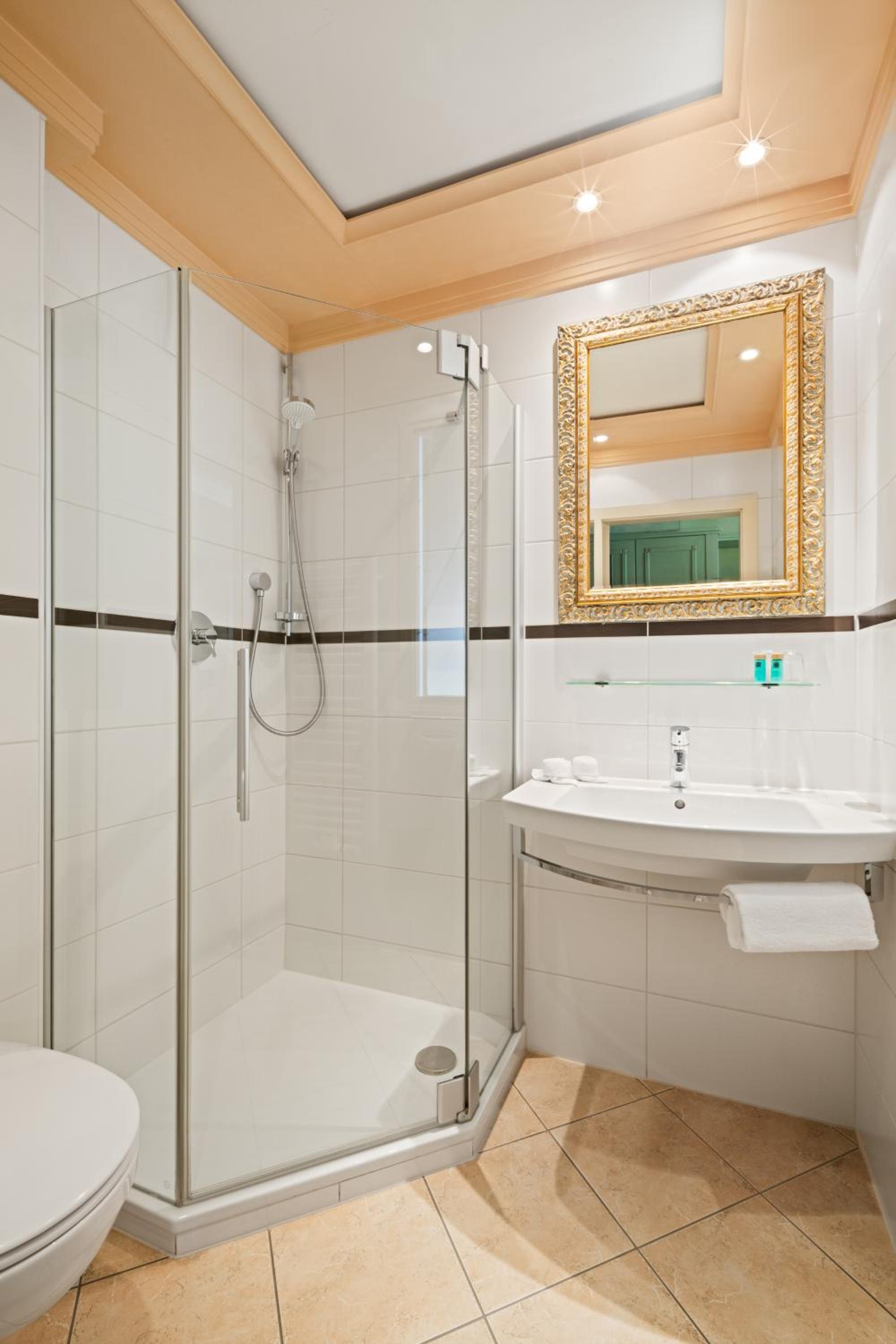 Double Room - Photo 2