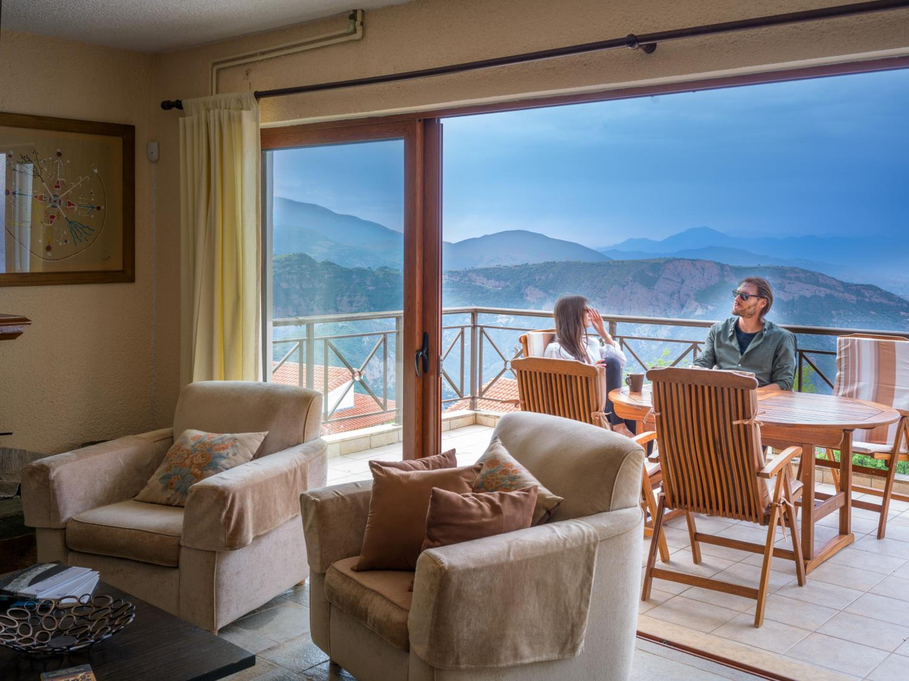Villa photo 2