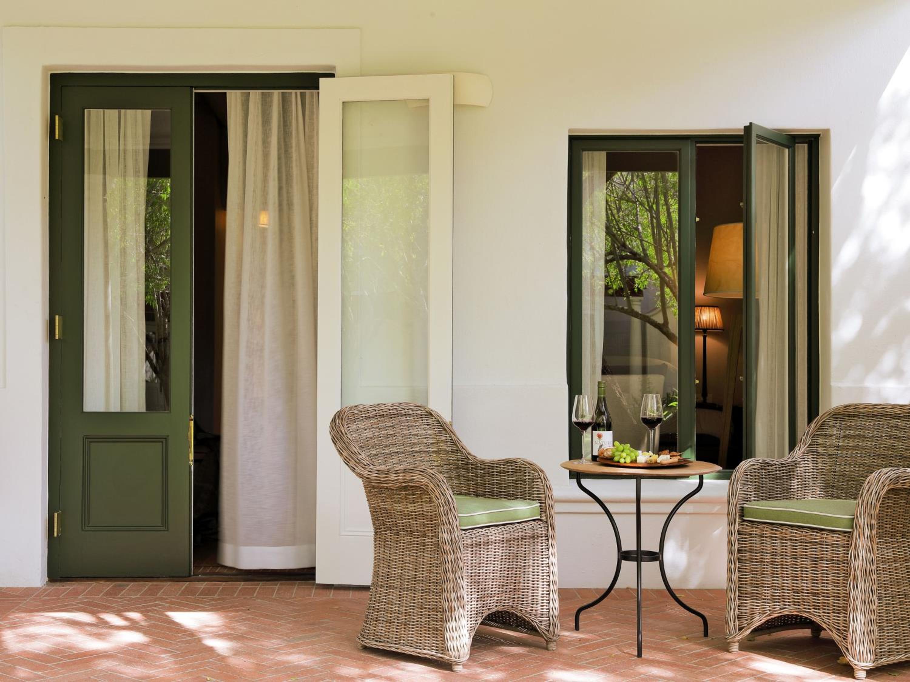 Luxury Garden Room photo 2
