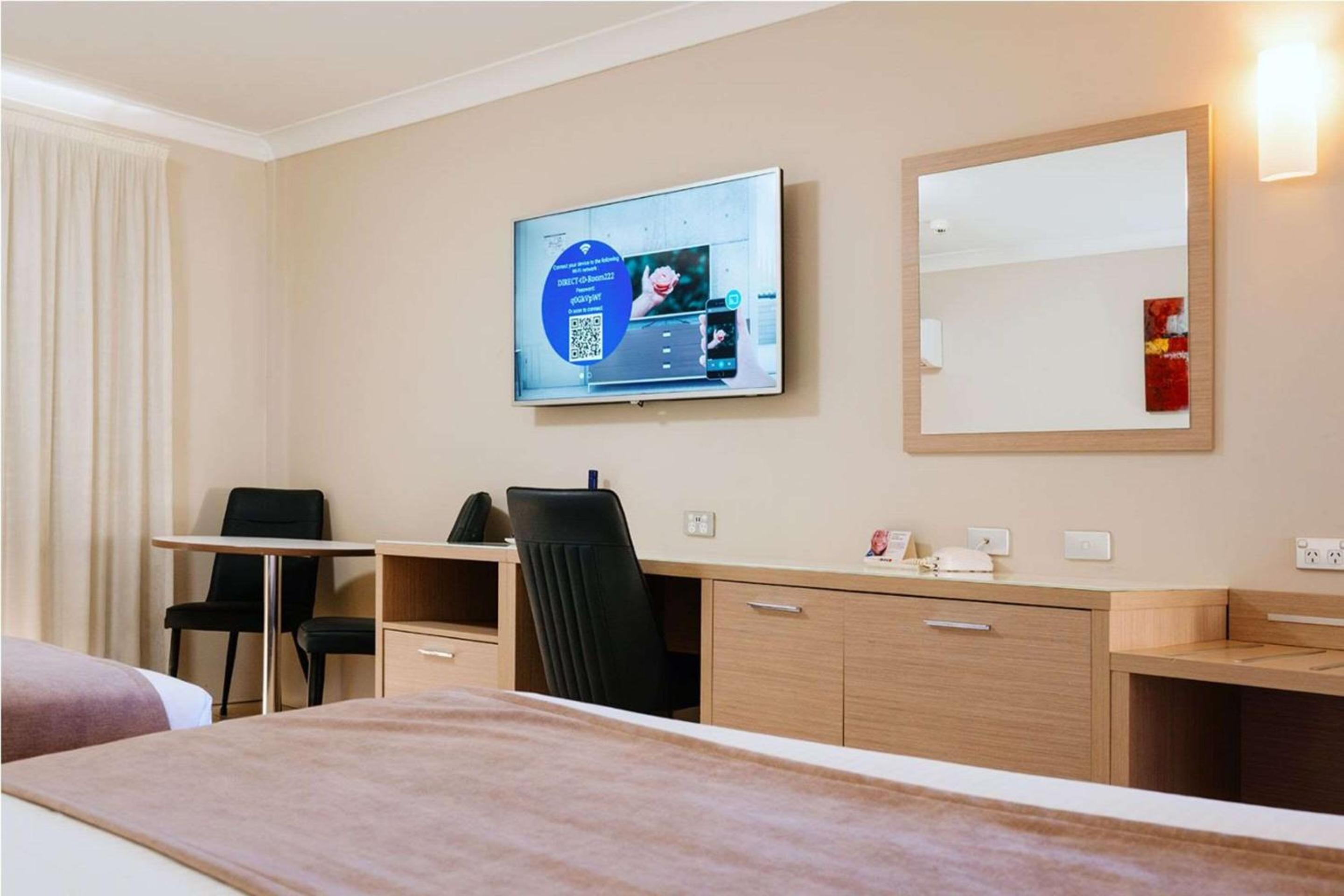 Hotel Style Twin Room