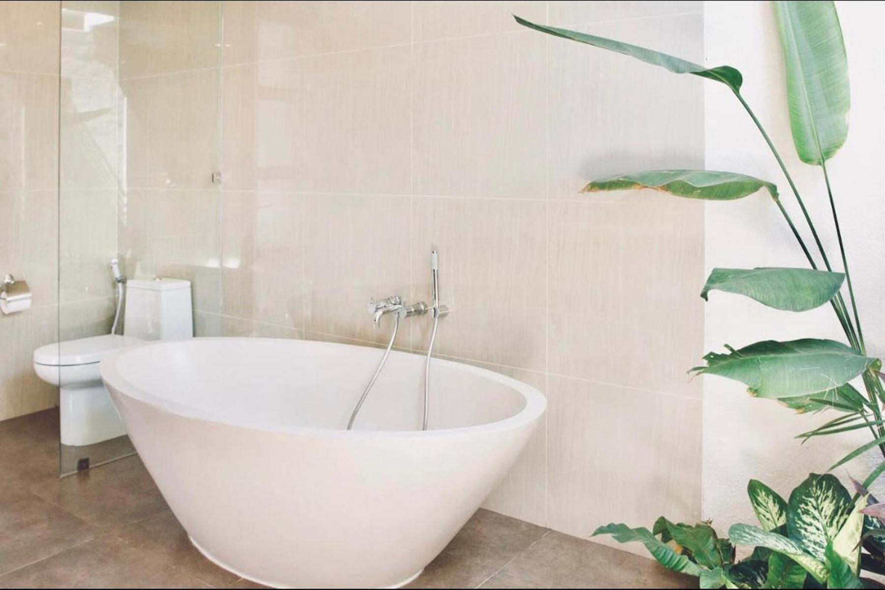 Three-Bedroom Villa with Private Pool and Garden - Photo 42