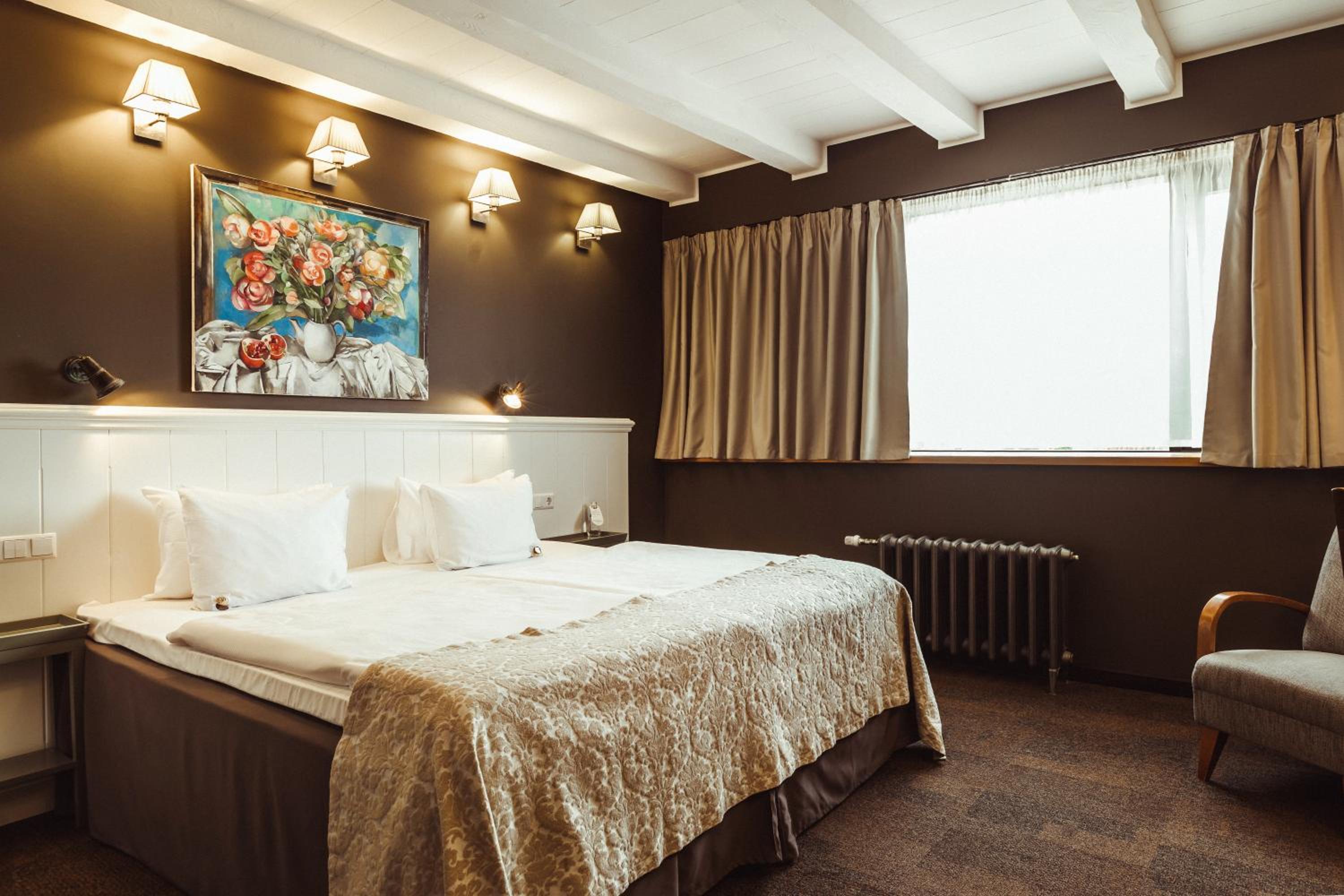 Superior Double or Twin Room - Photo 8