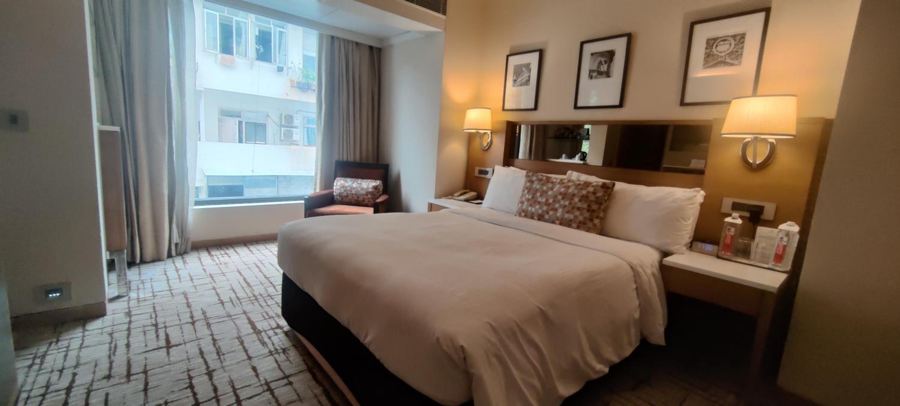 Standard Room 1 Double Bed - Photo 4