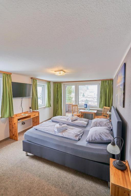 Double Room with Balcony photo 2