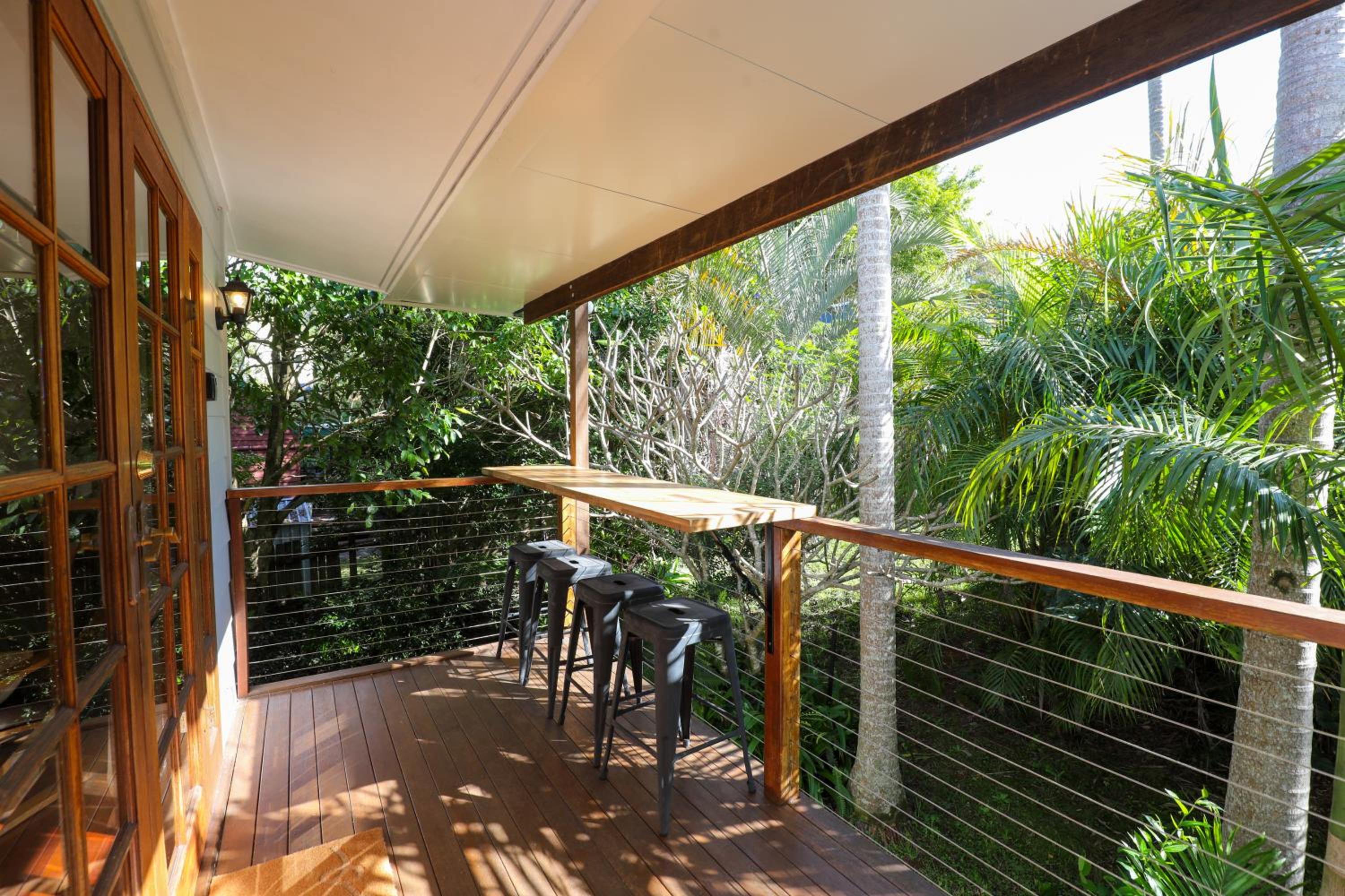 Three-Bedroom House photo 2