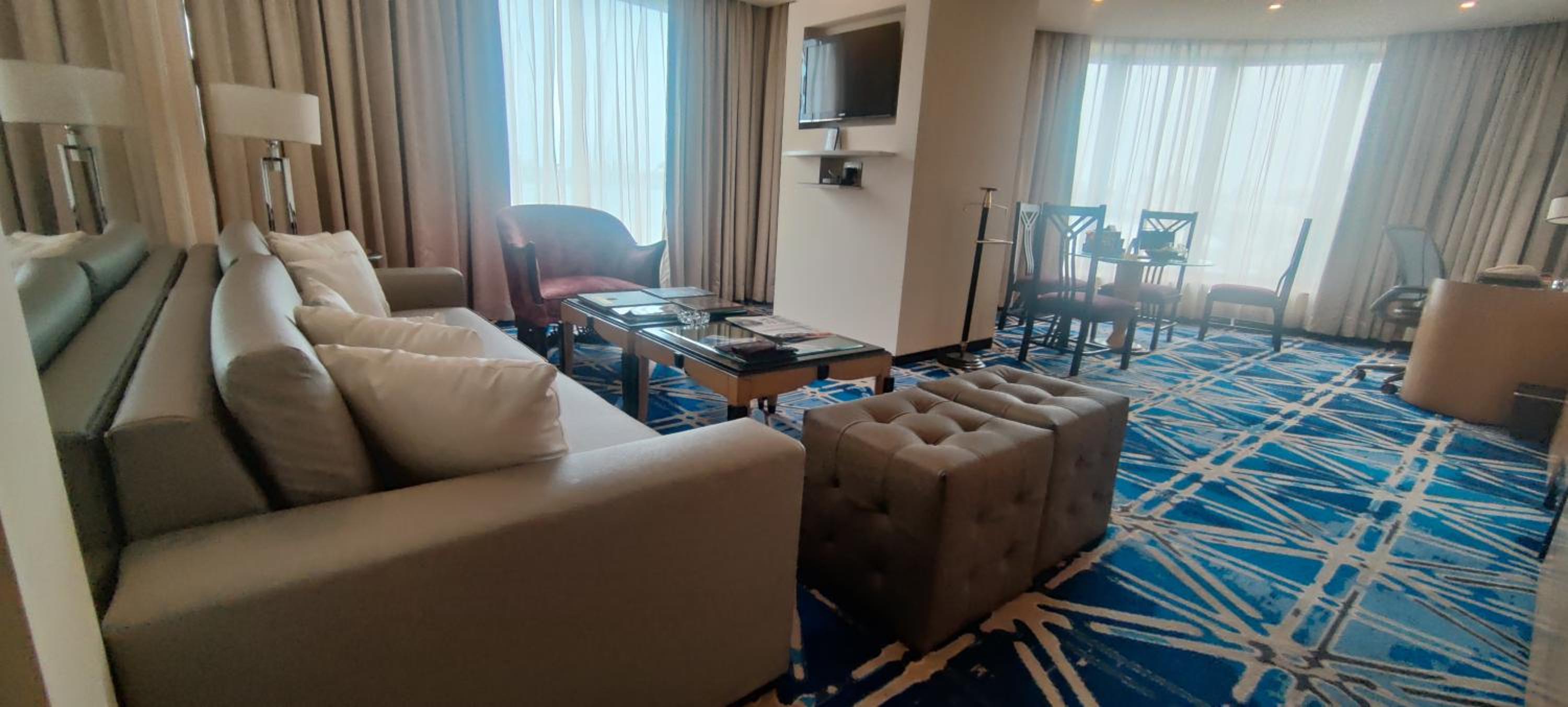 Special Suite - 1 Double Bed - Photo 3