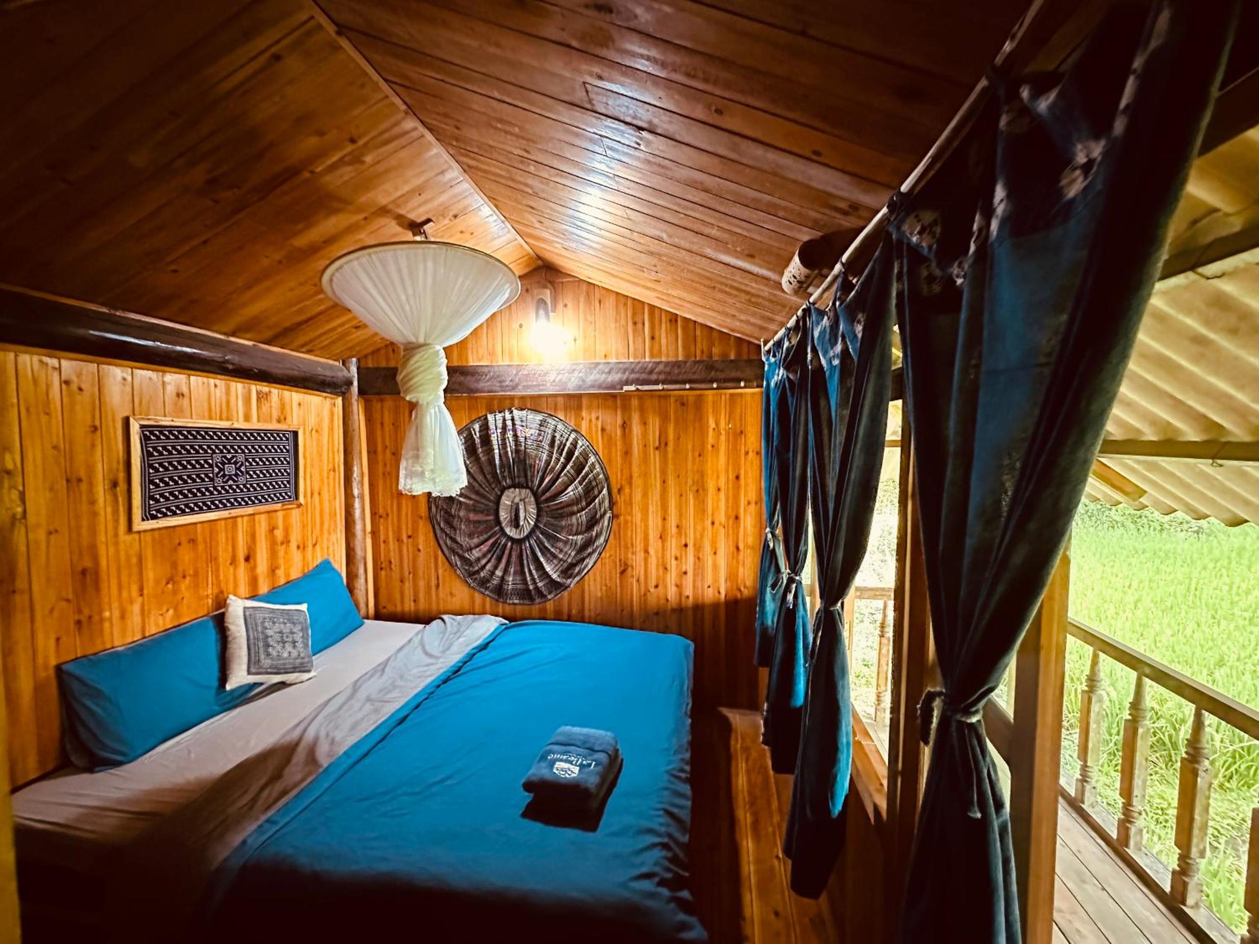 King Room with Mountain View photo 2