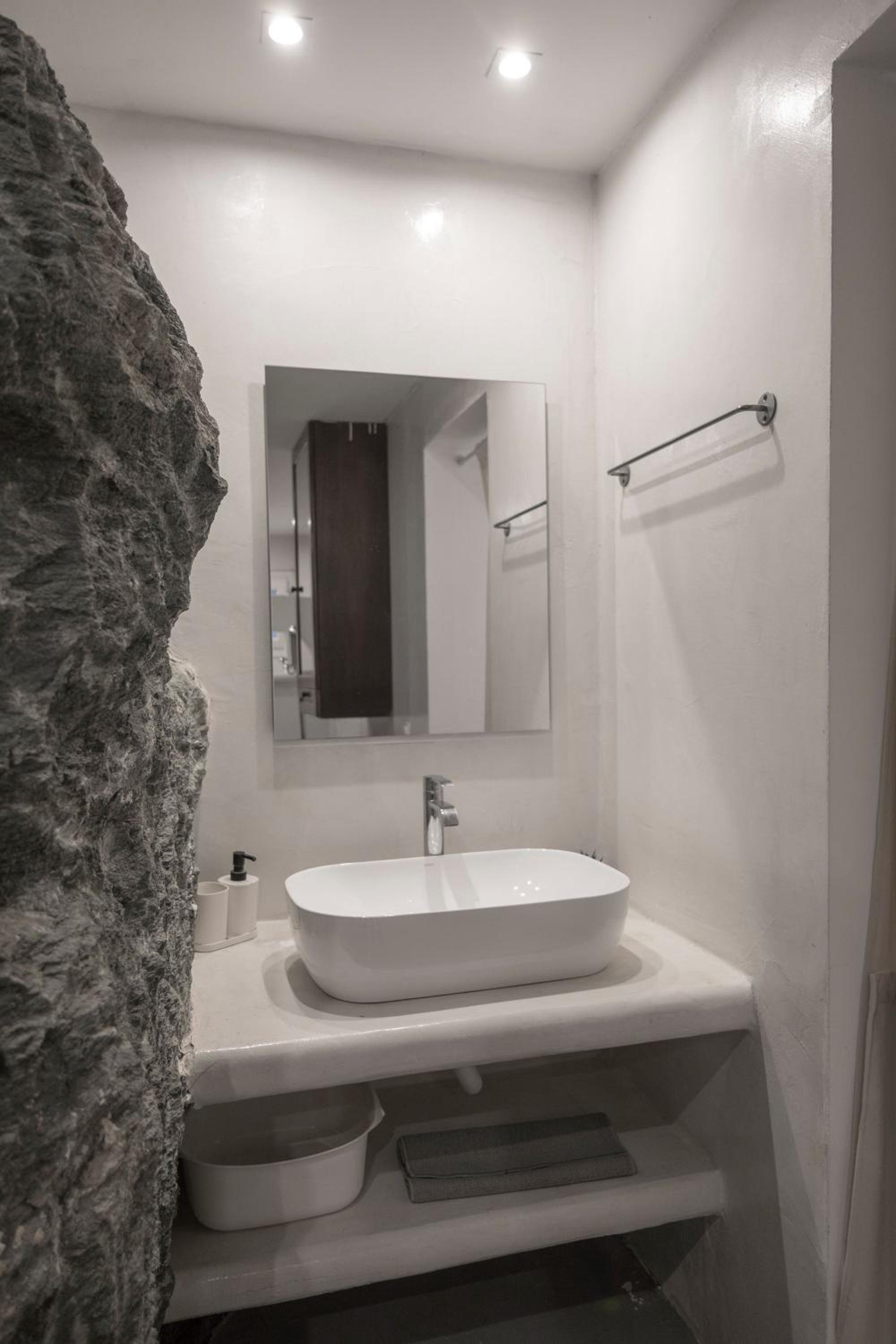 Deluxe Suite photo 2