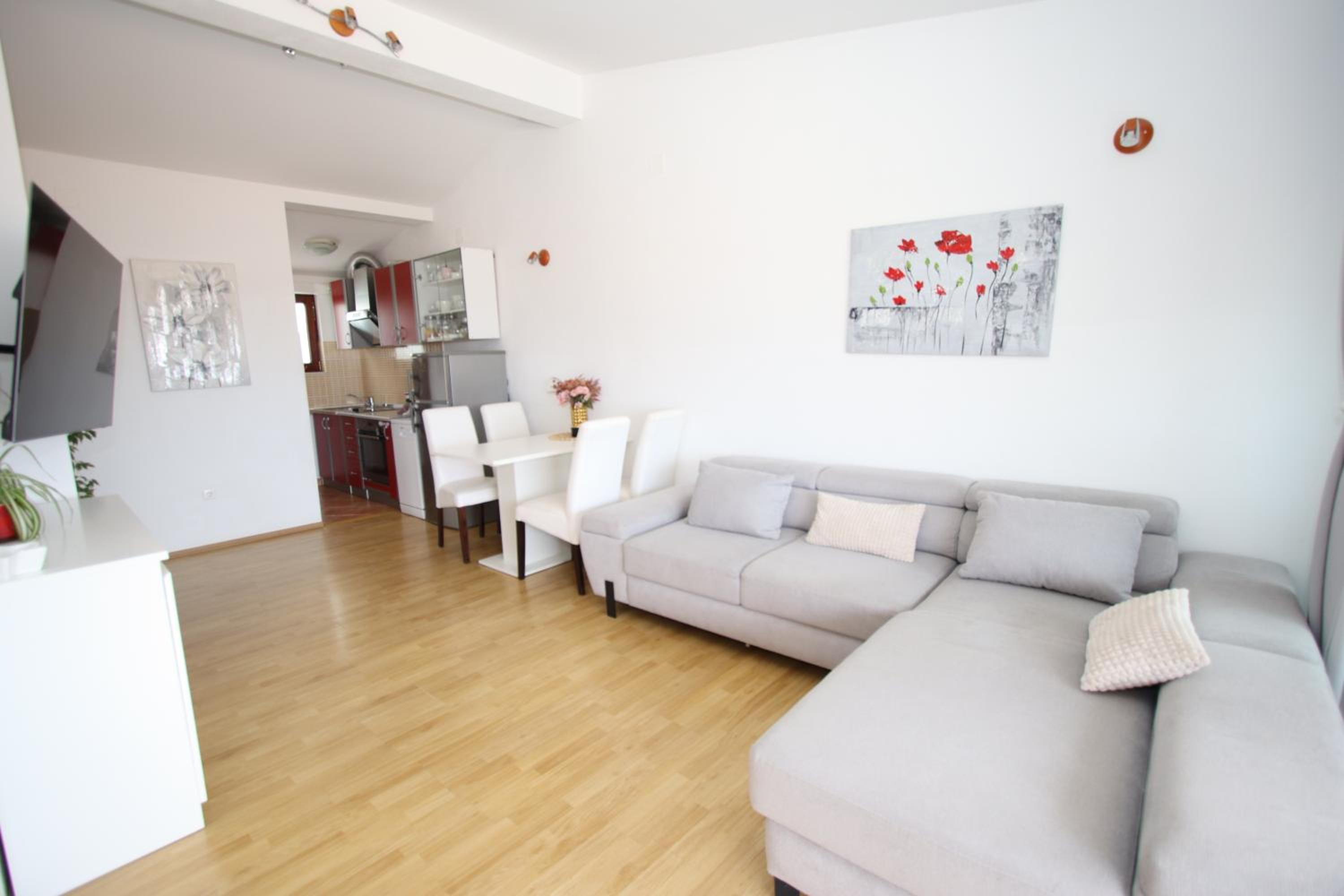 Two-Bedroom Deluxe Apartment