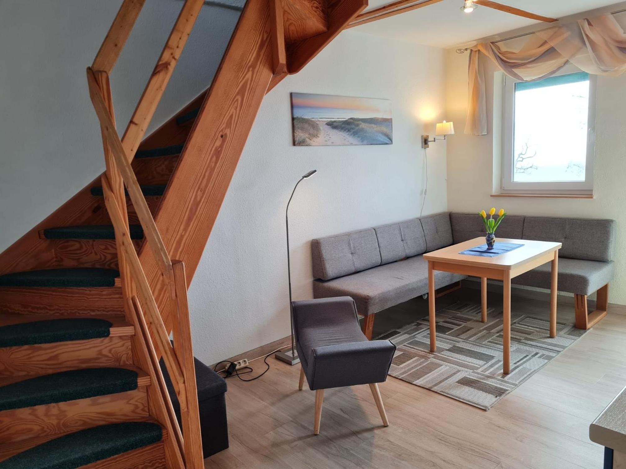 Two-Bedroom Apartment with Balcony - Annex photo 3