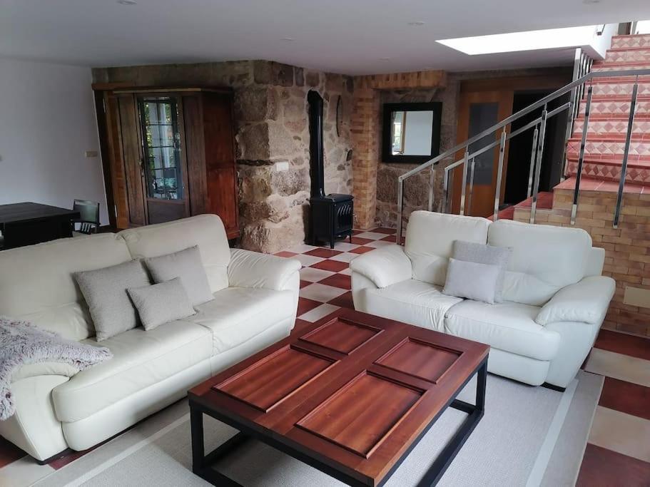 Three-Bedroom House photo 2