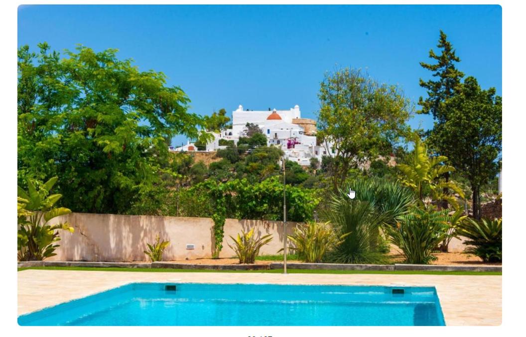 Three-Bedroom Villa photo 3
