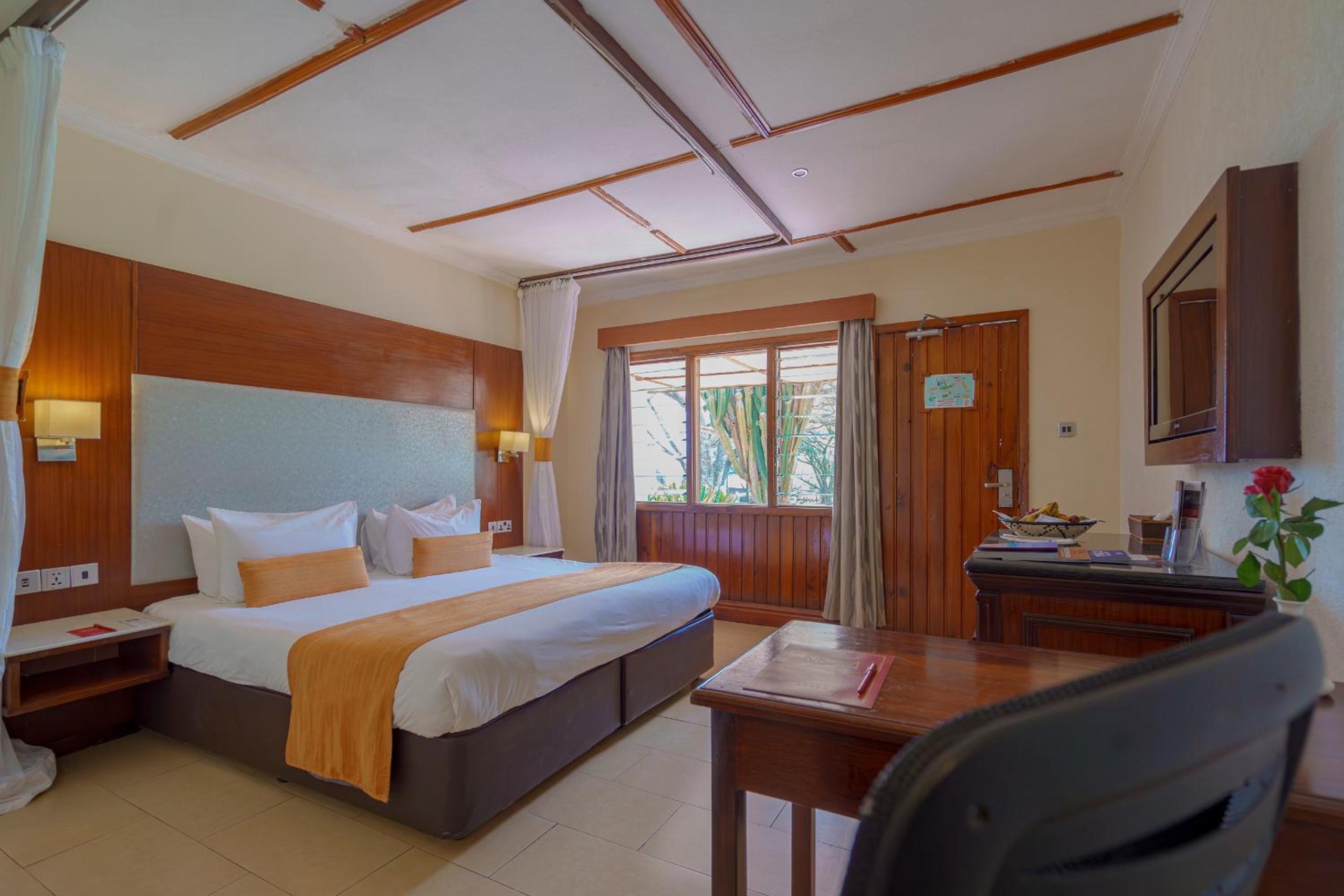 Standard Double or Twin Room - Photo 1