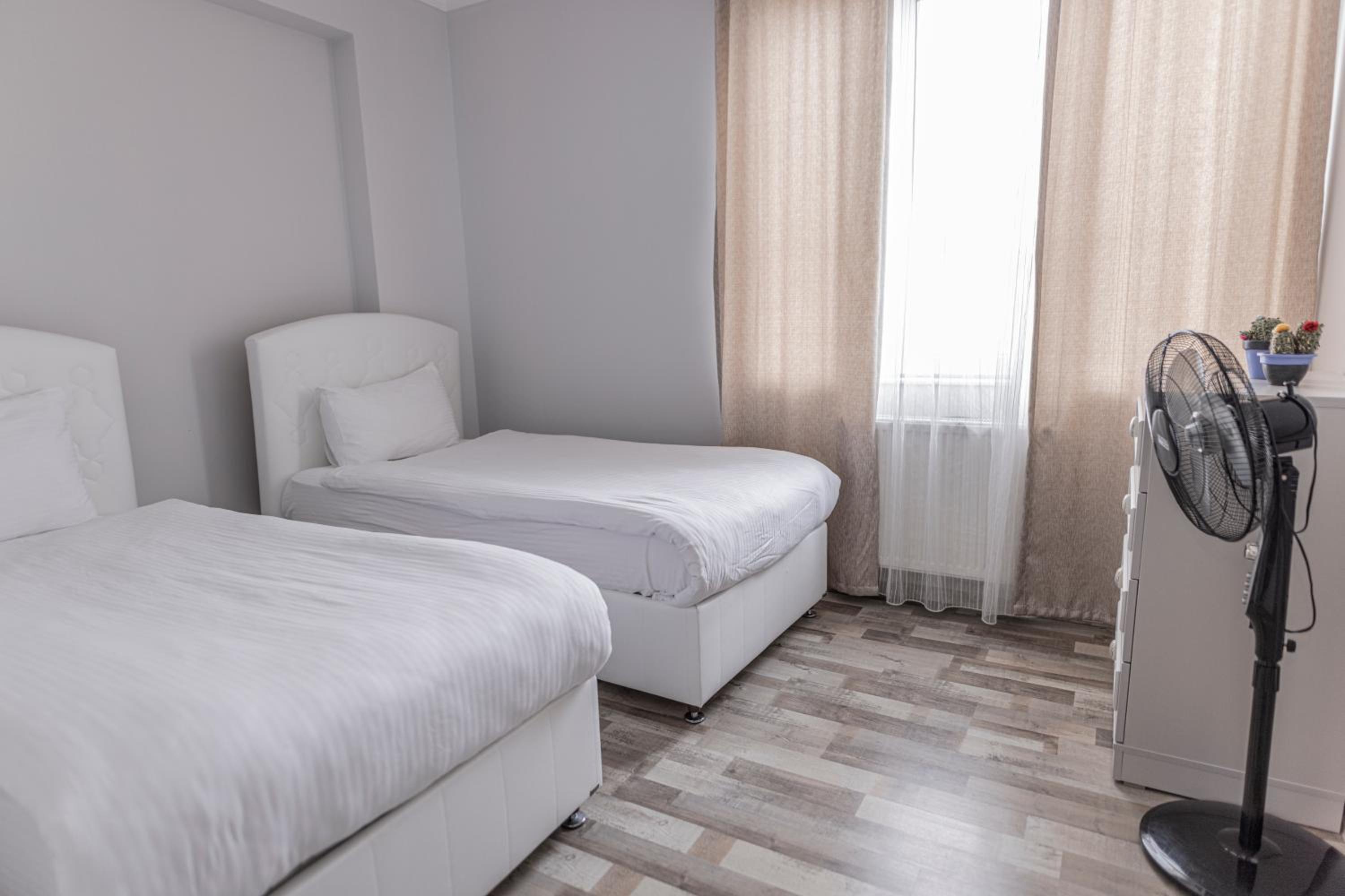 Three-Bedroom Villa - Photo 11