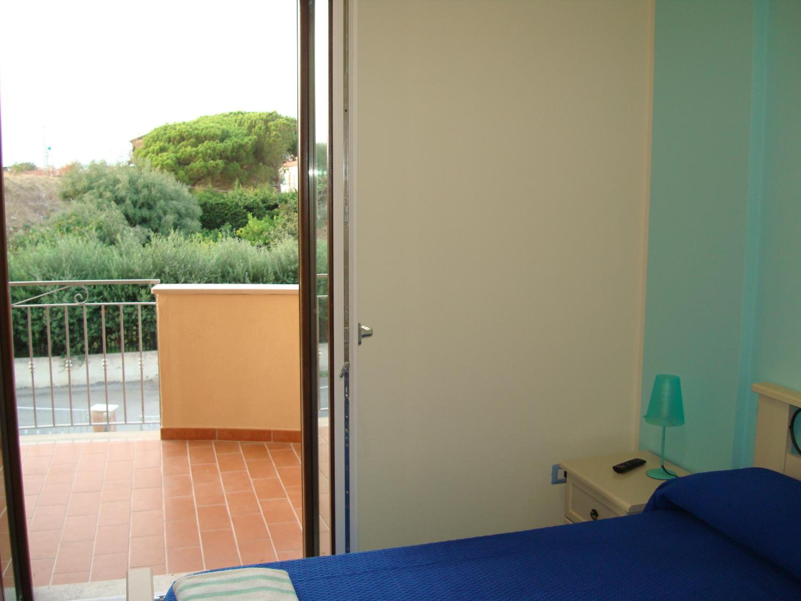 Large Double Room photo 2