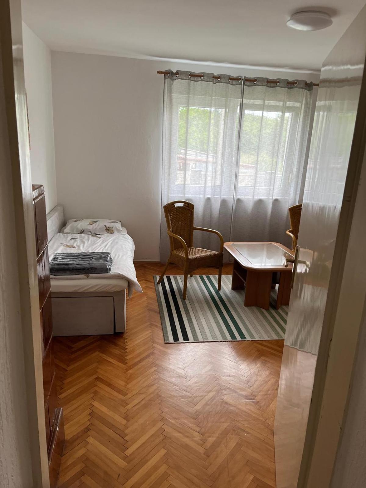 Two-Bedroom Apartment photo 3