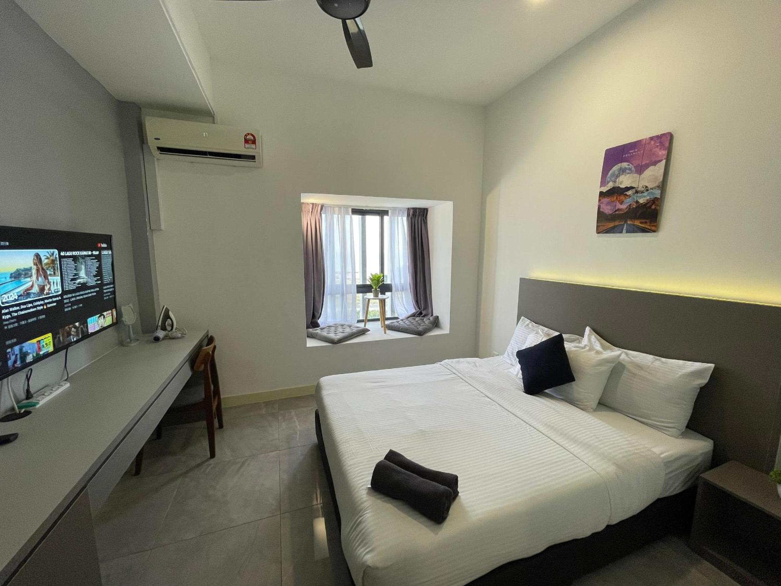 Double Room - Photo 2
