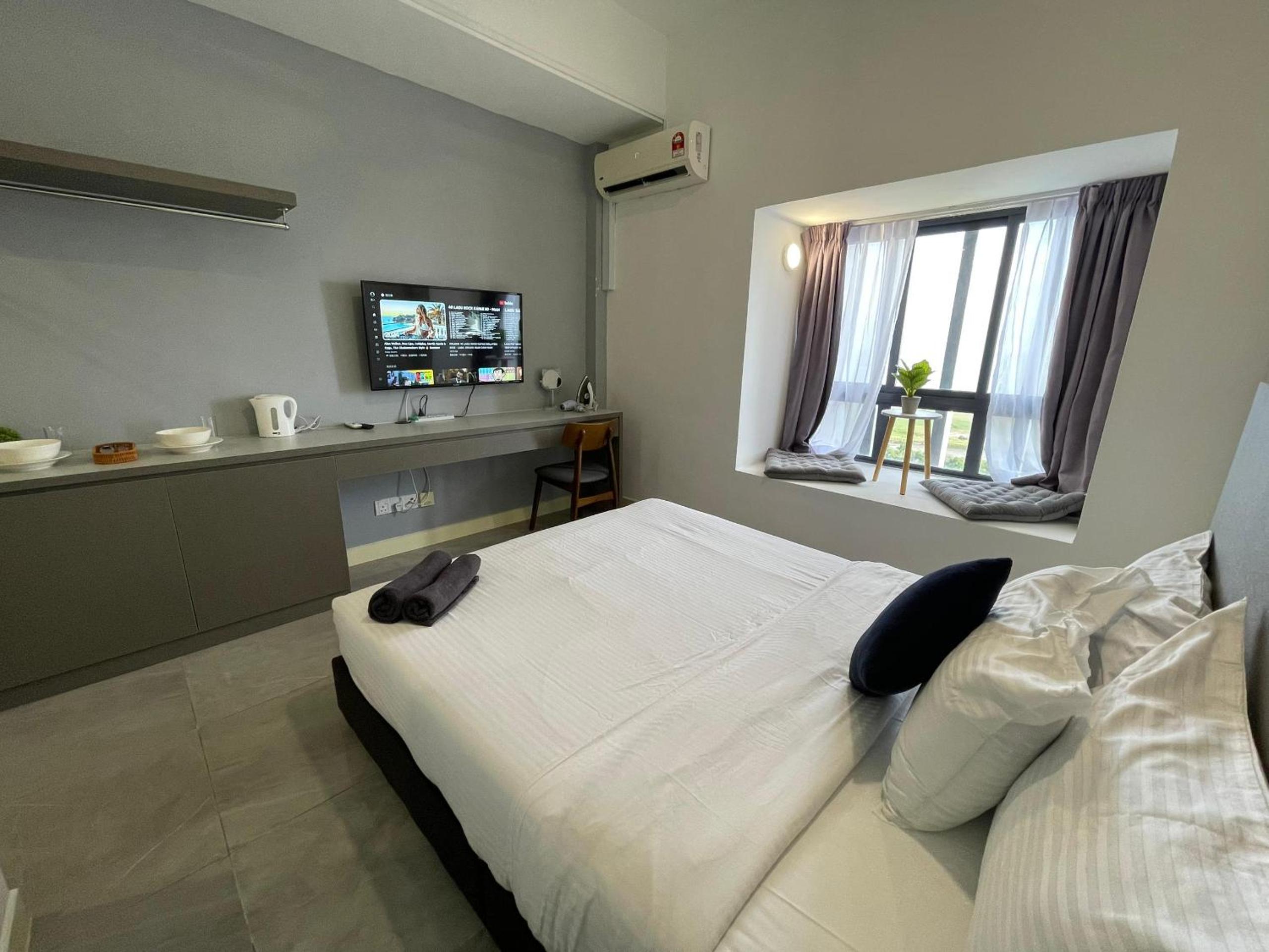 Double Room - Photo 6