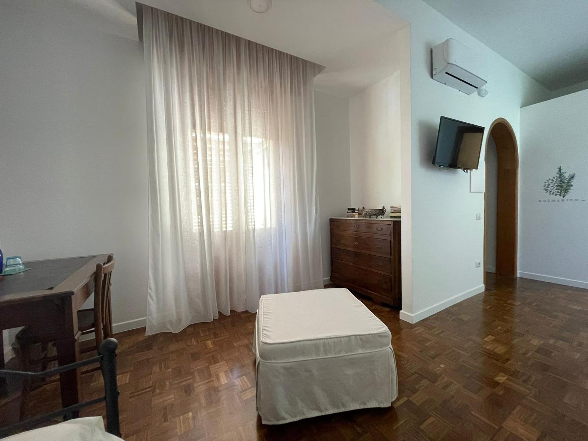 Superior Triple Room photo 2