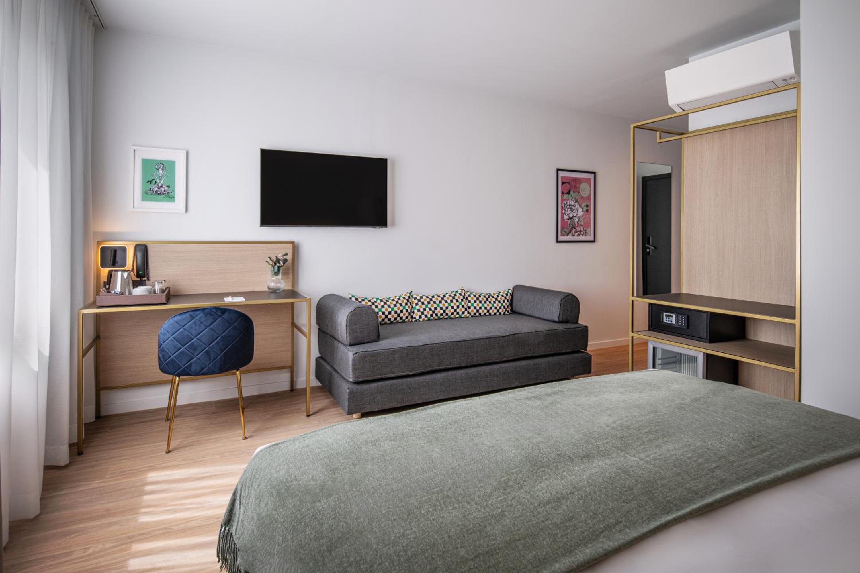 Superior Double Room - Photo 3