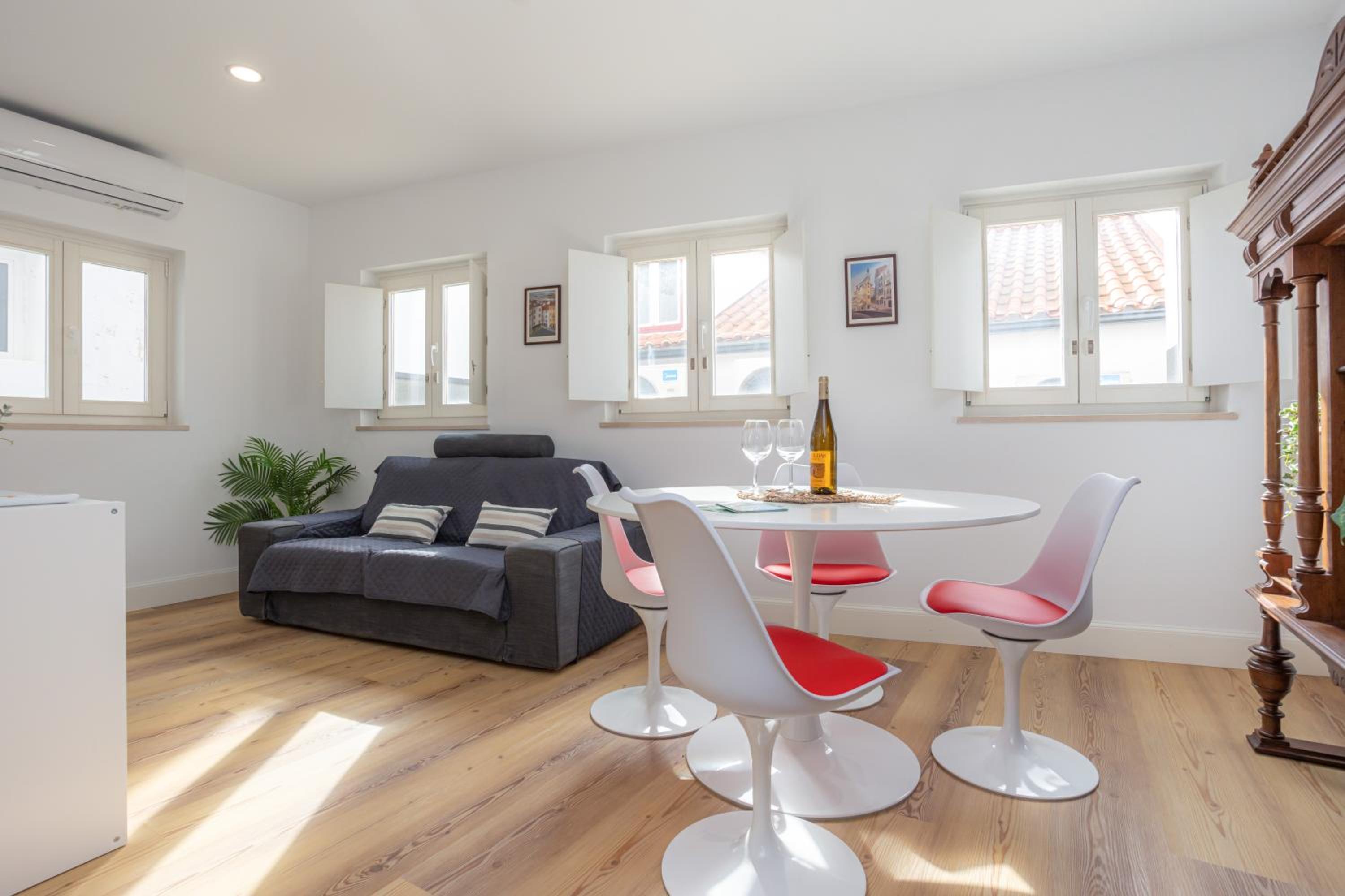 Apartment with Terrace photo 1