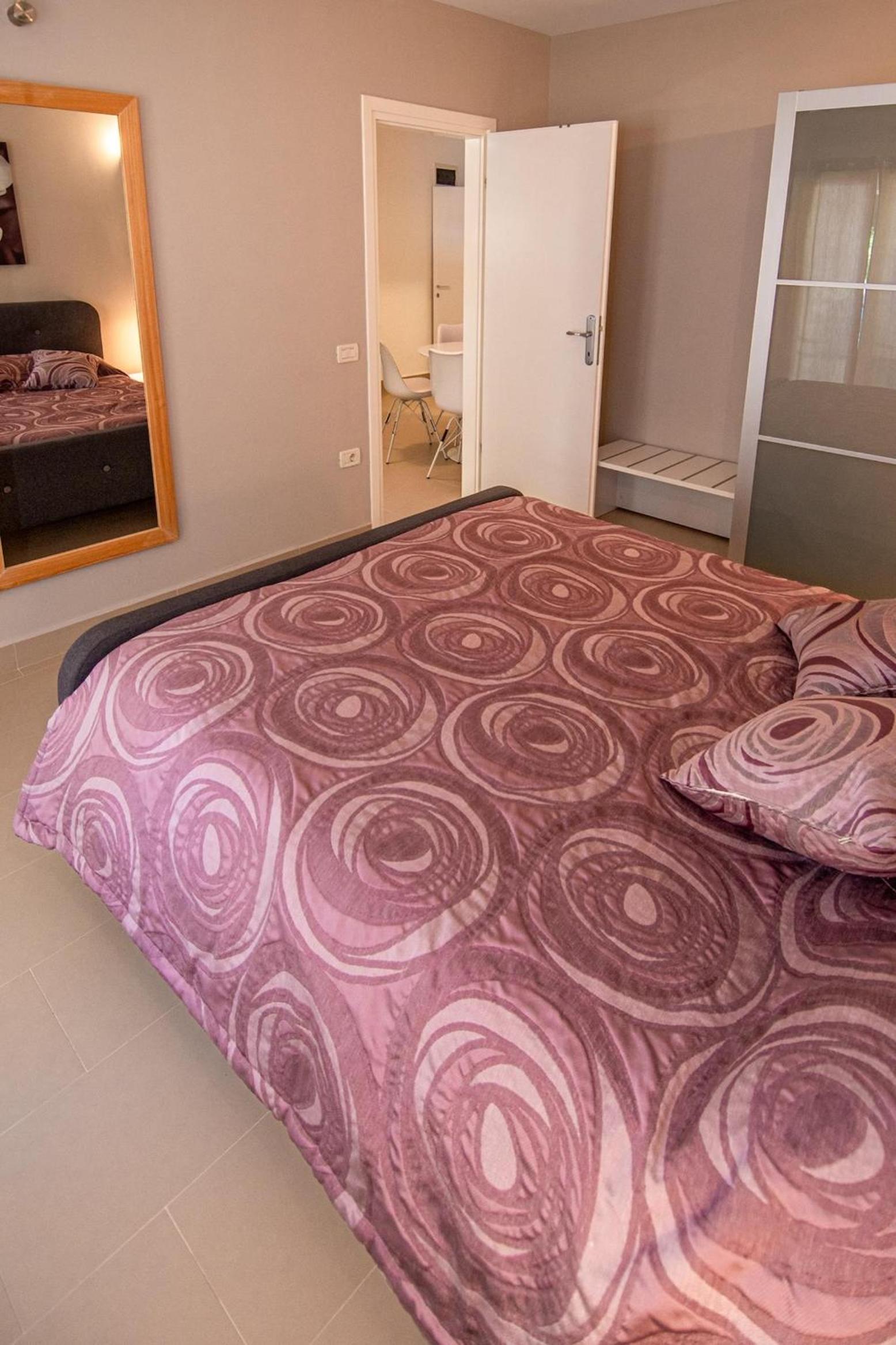 One-Bedroom Apartment with Balcony photo 1