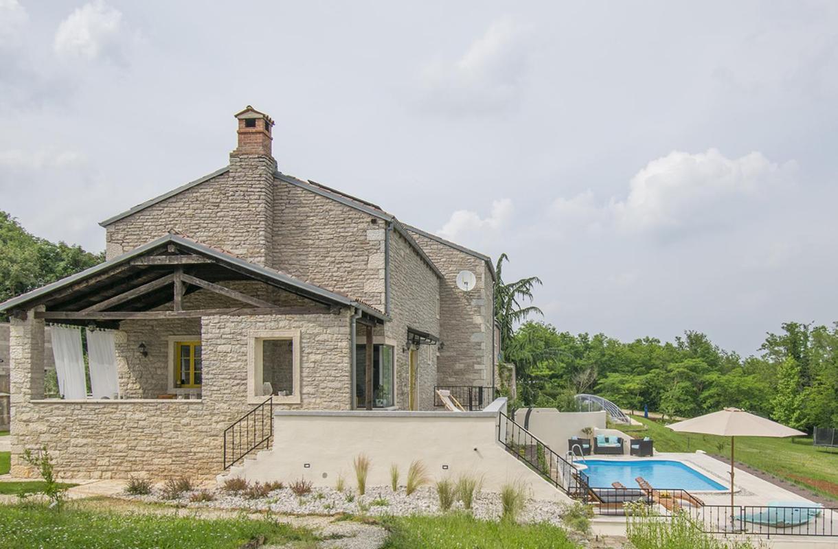 Three-Bedroom Villa photo 2