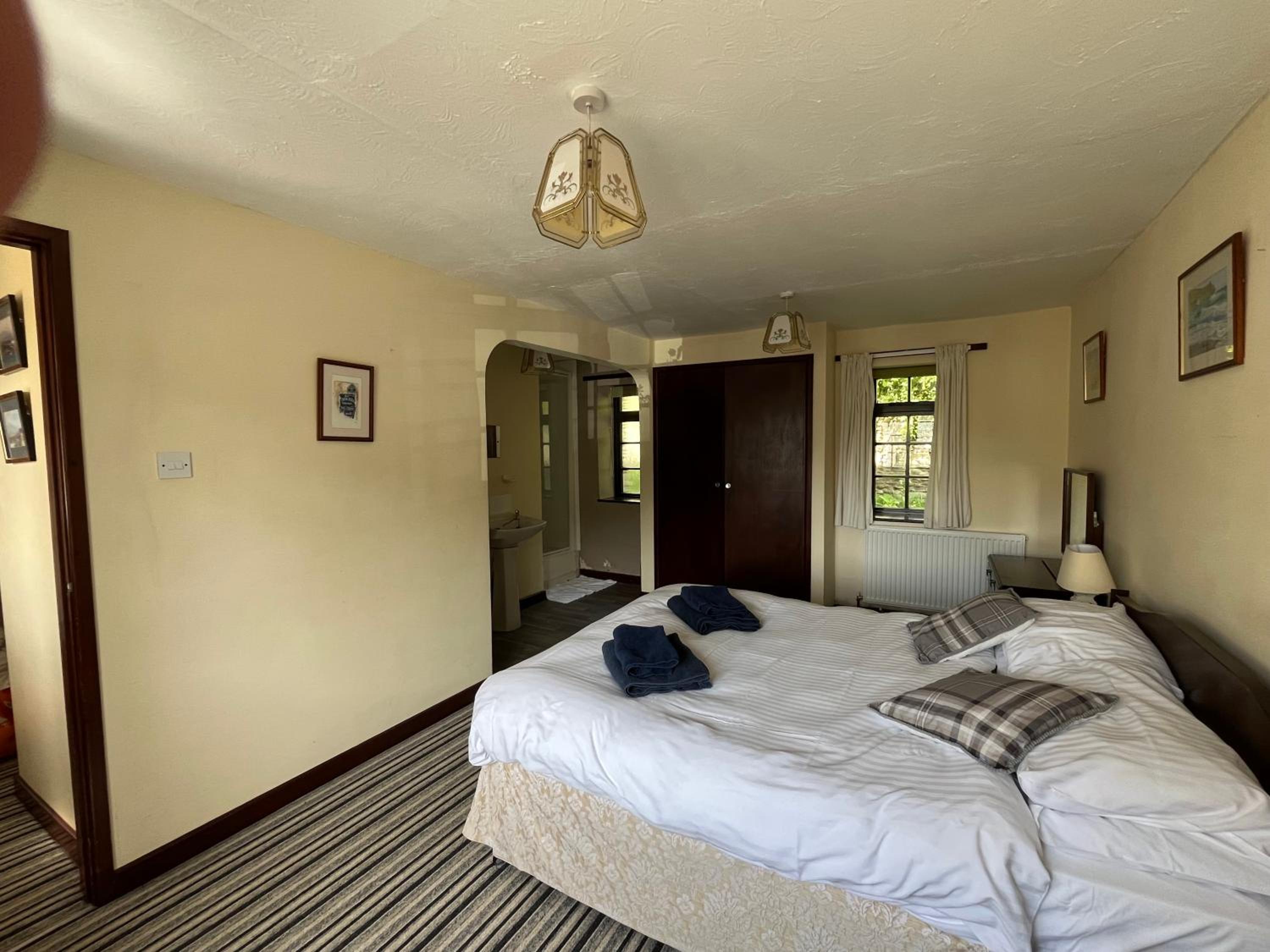 Three-Bedroom House photo 2