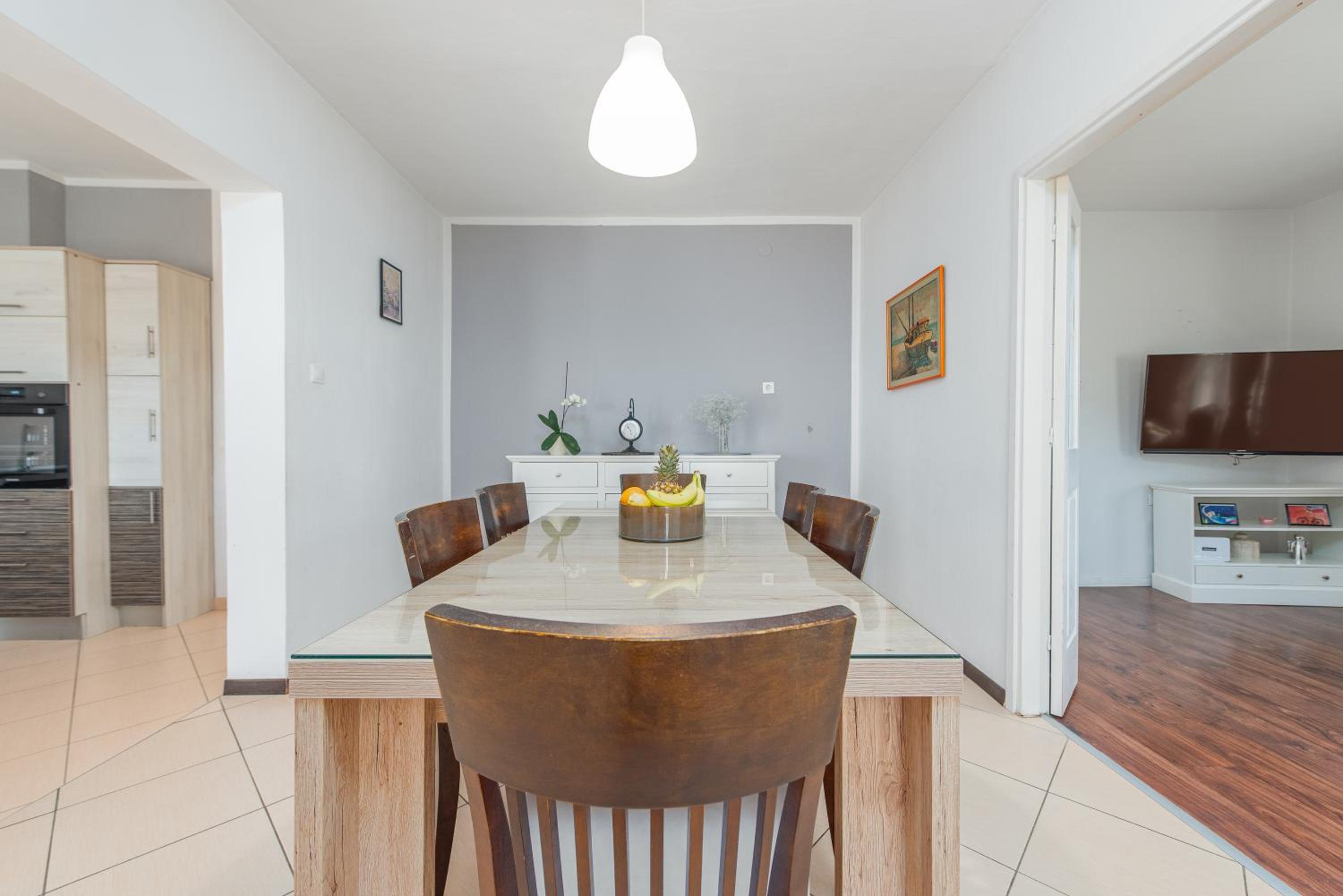 Three-Bedroom Apartment - Photo 29