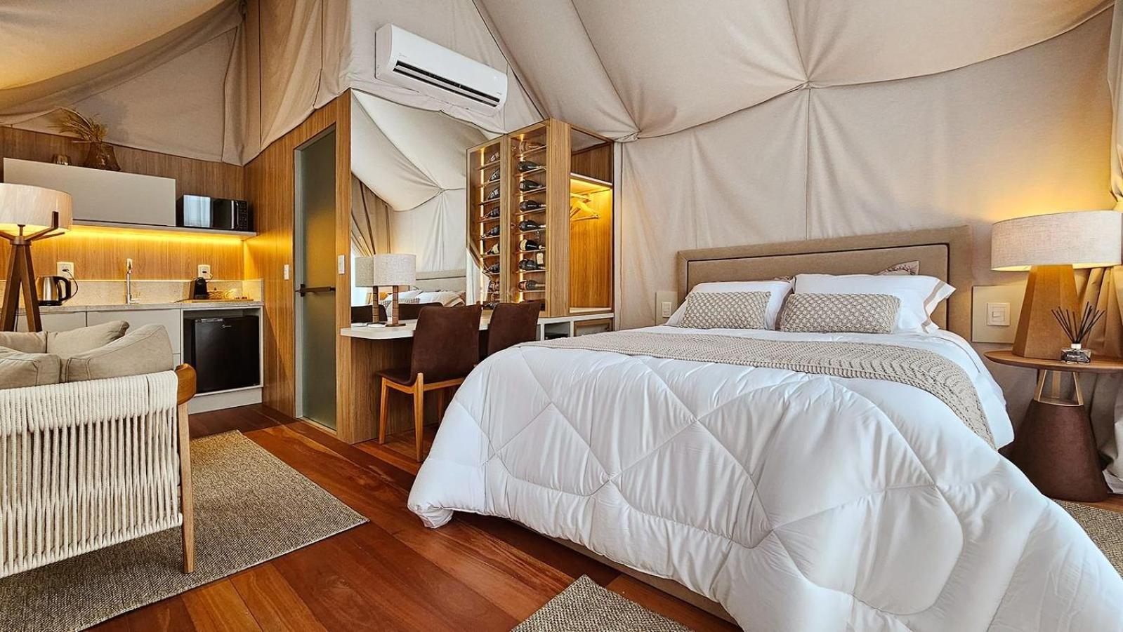 One-Bedroom Bungalow photo 1