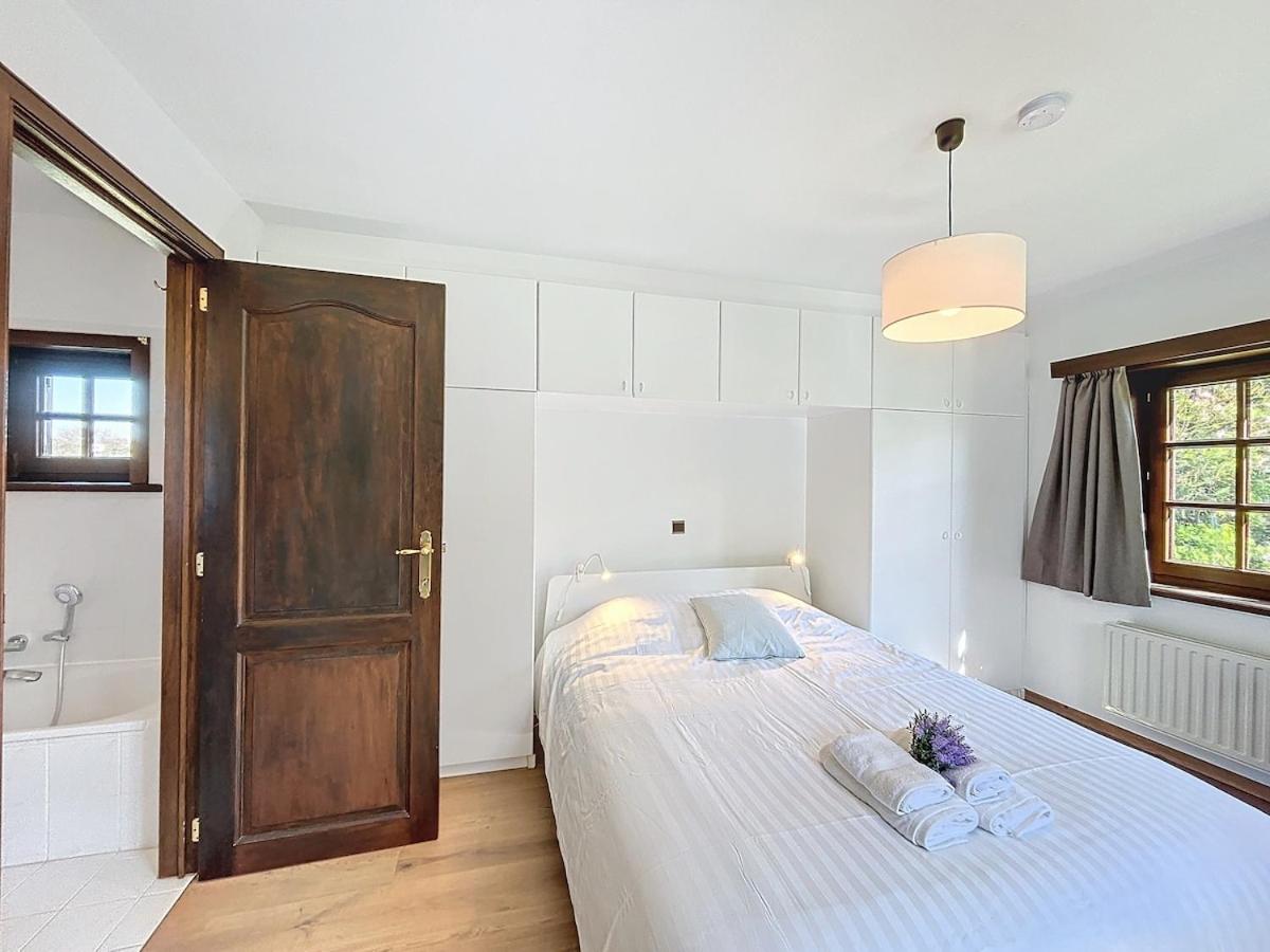 Three-Bedroom Villa photo 3